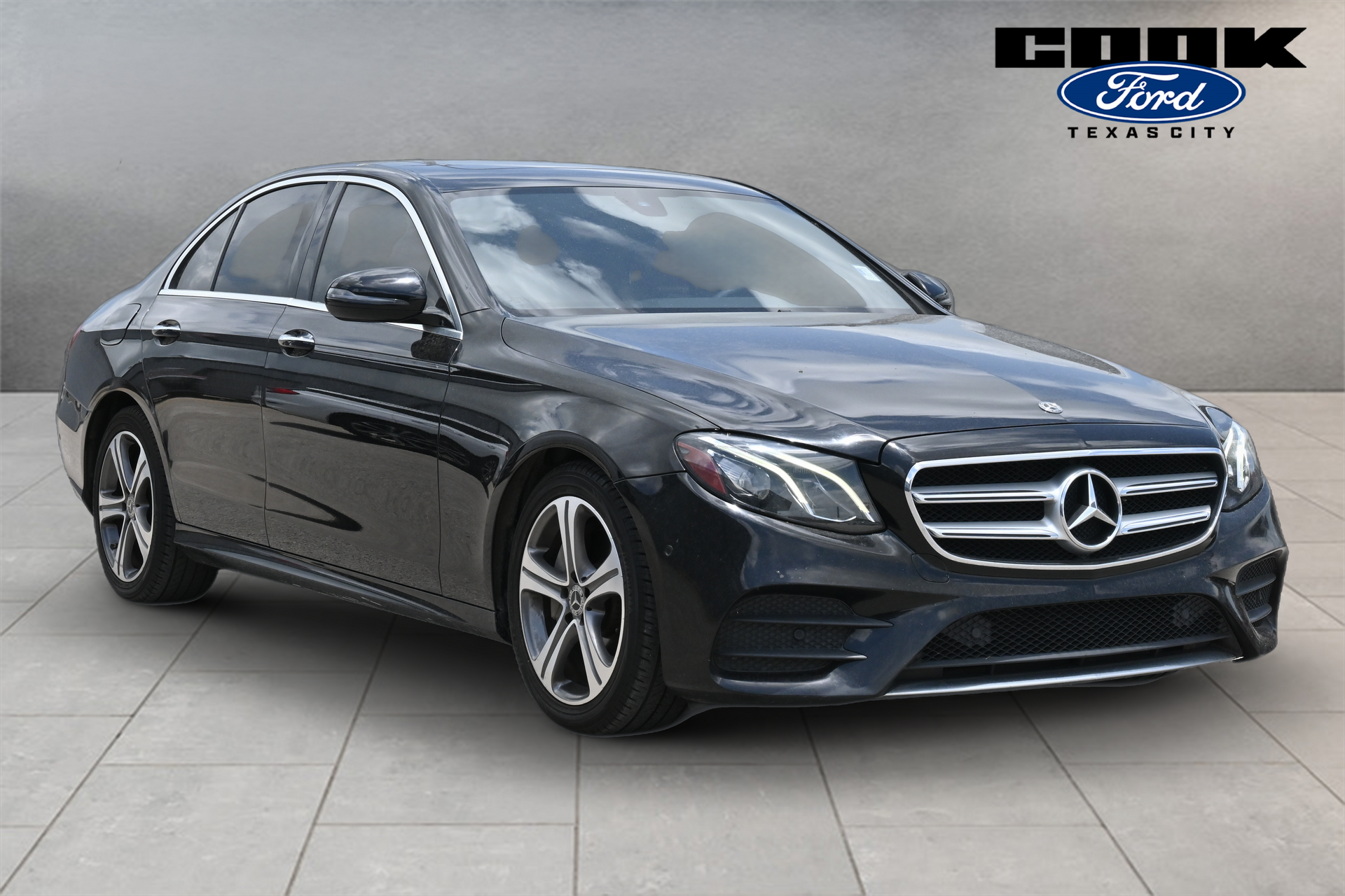 2017 Mercedes-Benz E-Class E 300 - 1