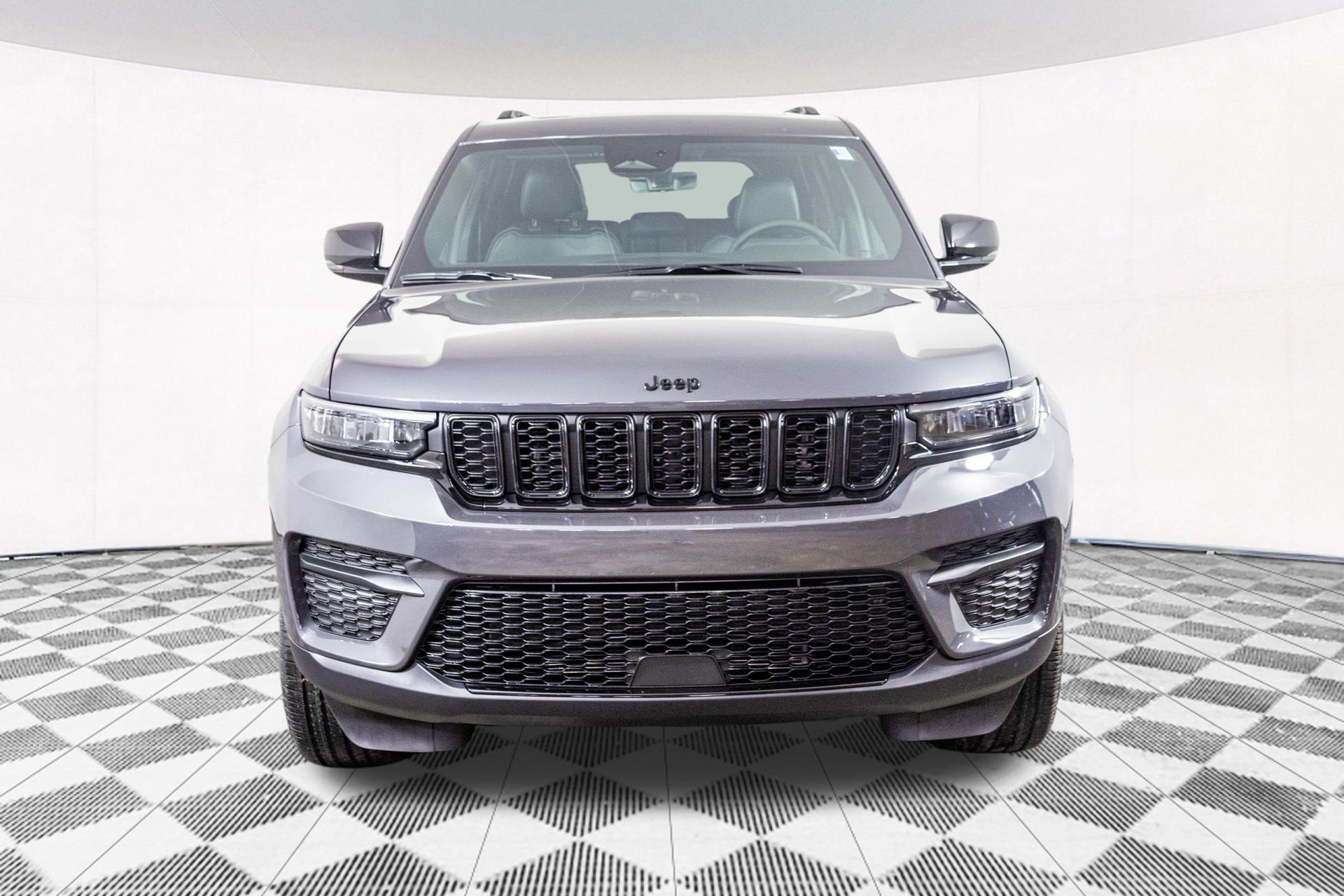 2025 JEEP GRAND CHEROKEE - Image 5