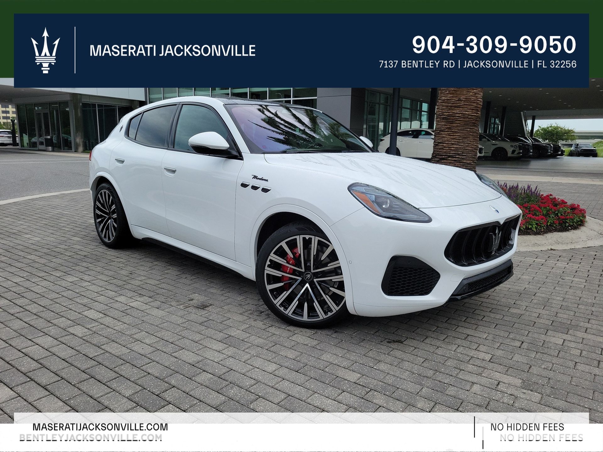 Bianco 2023 Maserati Grecale SUV / Crossover All-Wheel Drive 8-Speed Automatic