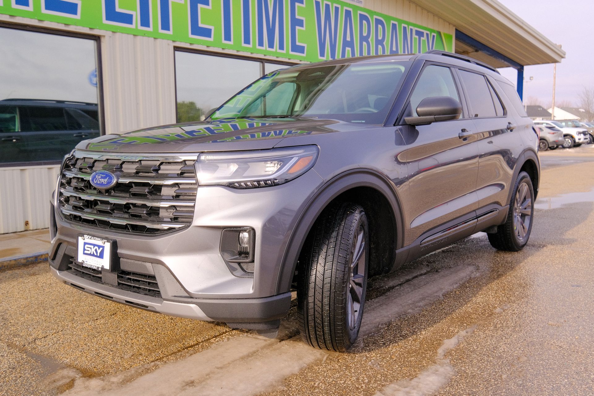 2026 Ford Explorer Active AWD