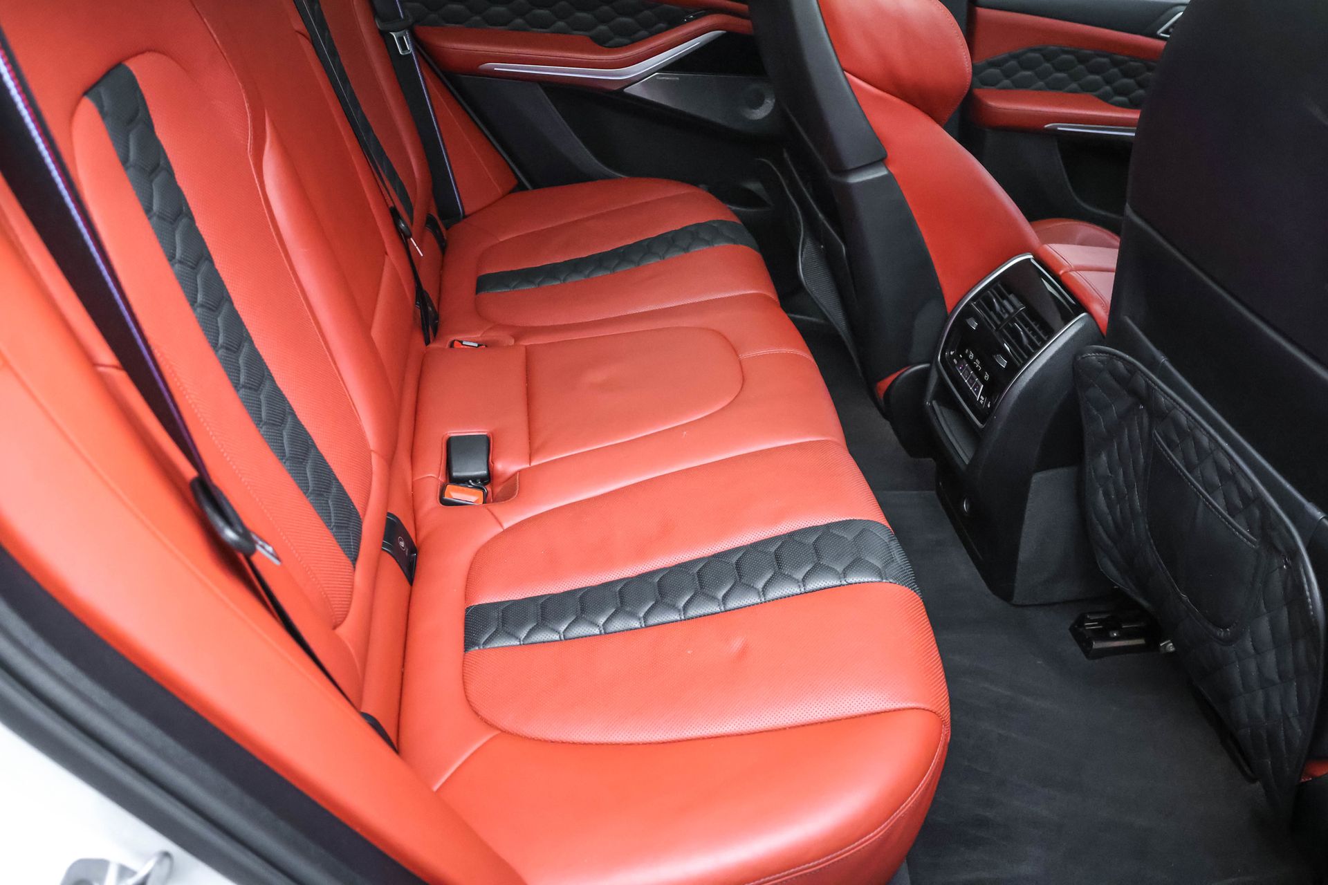 2020 BMW X5 - Image 33