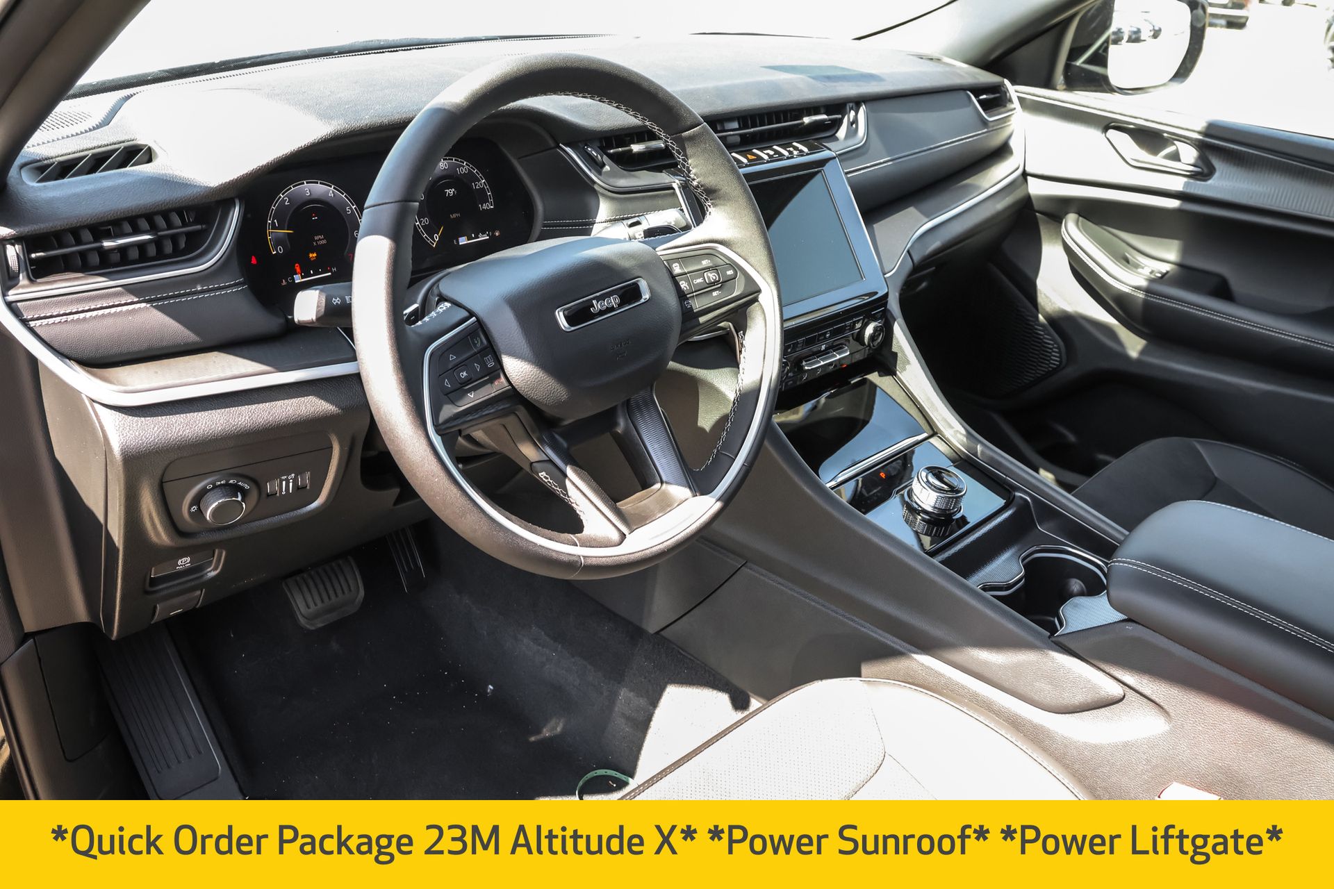 2025 JEEP GRAND CHEROKEE - Image 4