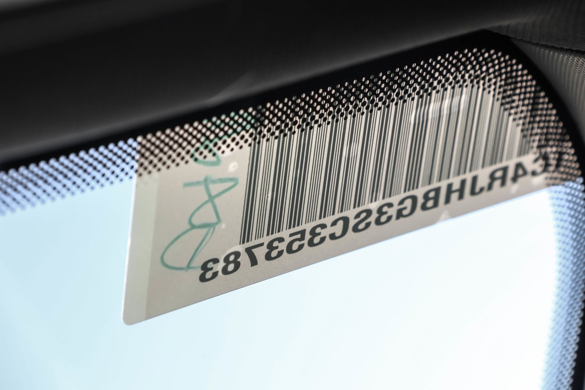 2025 JEEP GRAND CHEROKEE - Image 30