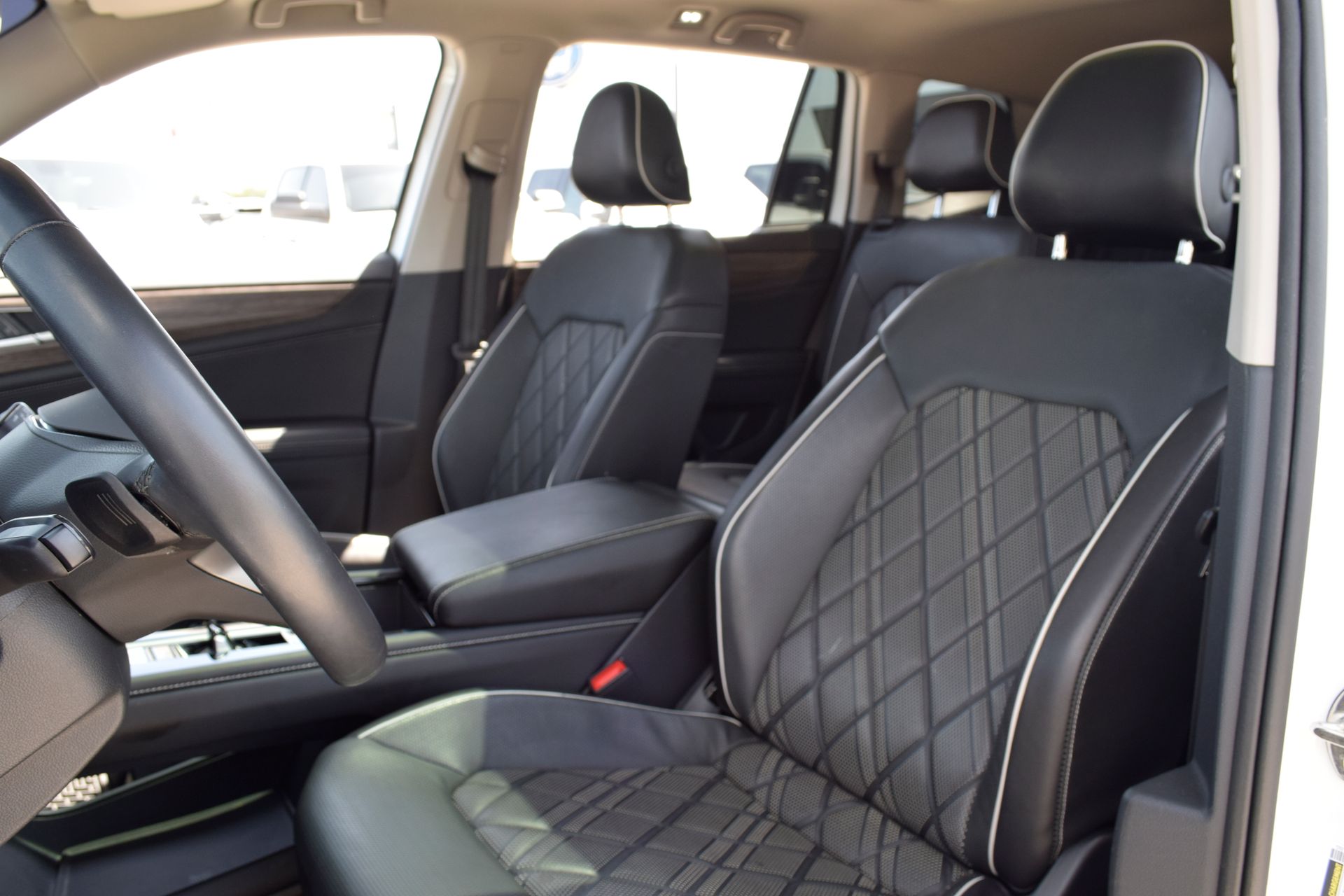 2024 Volkswagen Atlas 2.0T SEL Premium R-Line White at Don McGill Toyota