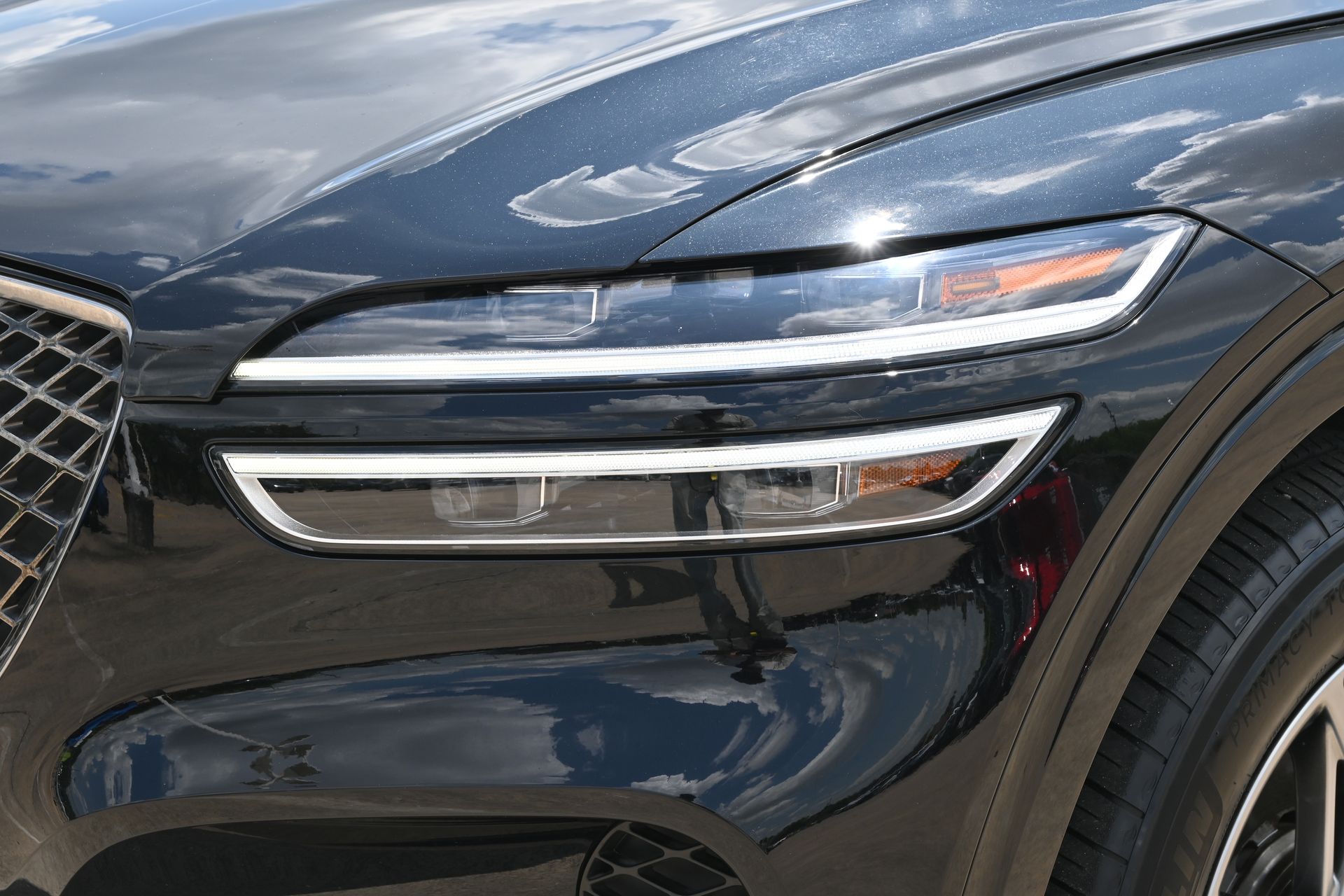 2024 Genesis GV70 2.5T Black at AutoSavvy Houston Southwest