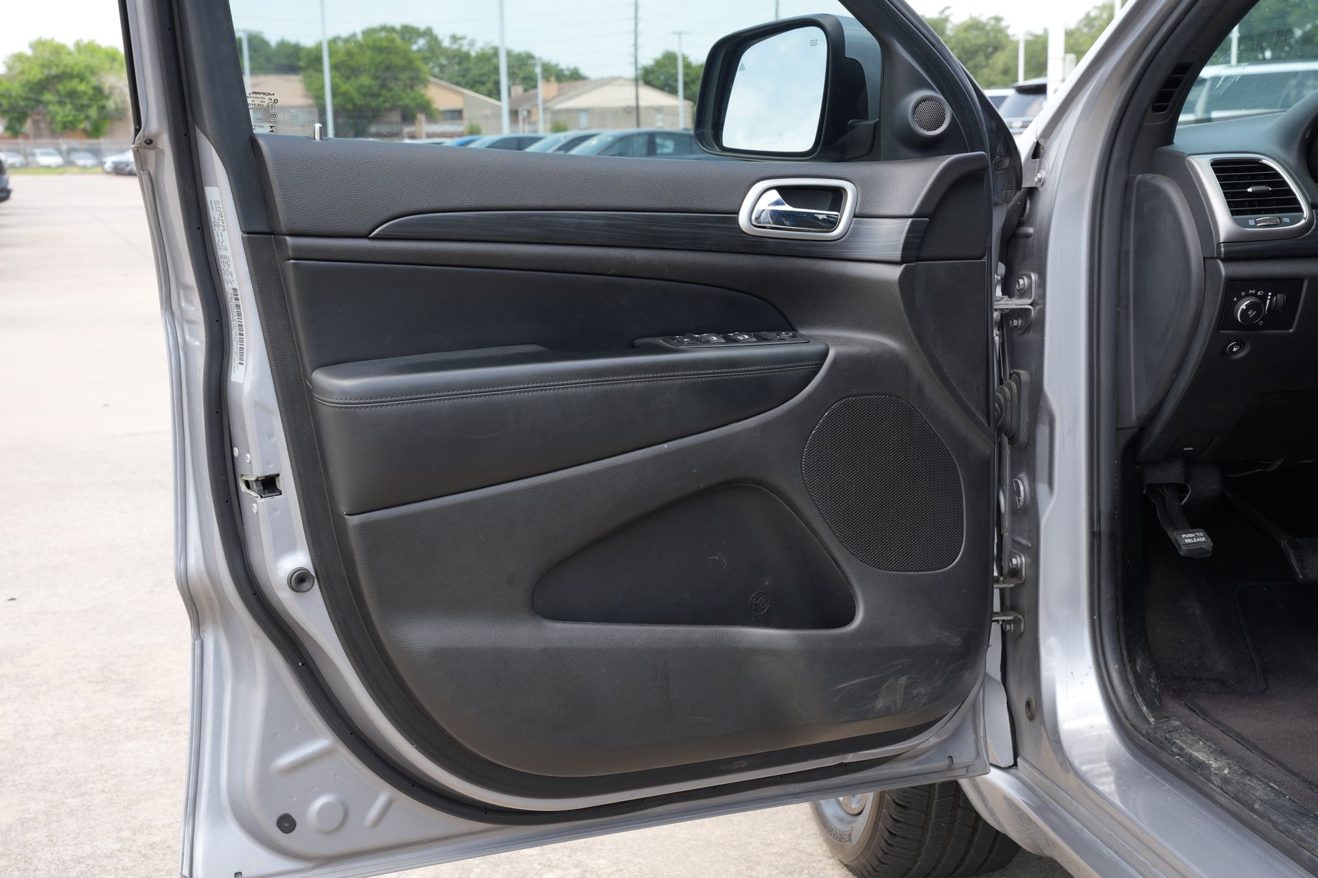 2019 Jeep Grand Cherokee Altitude Silver at AutoSavvy Houston Southwest