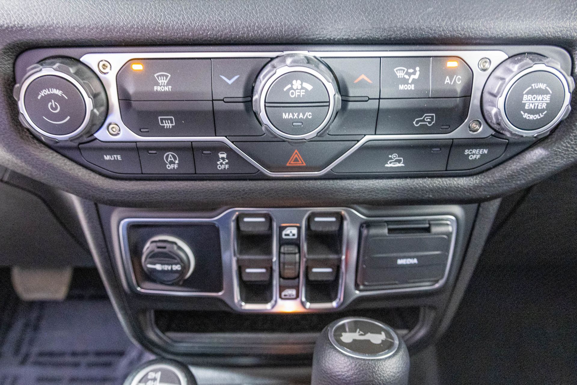 2026 JEEP WRANGLER - Image 23