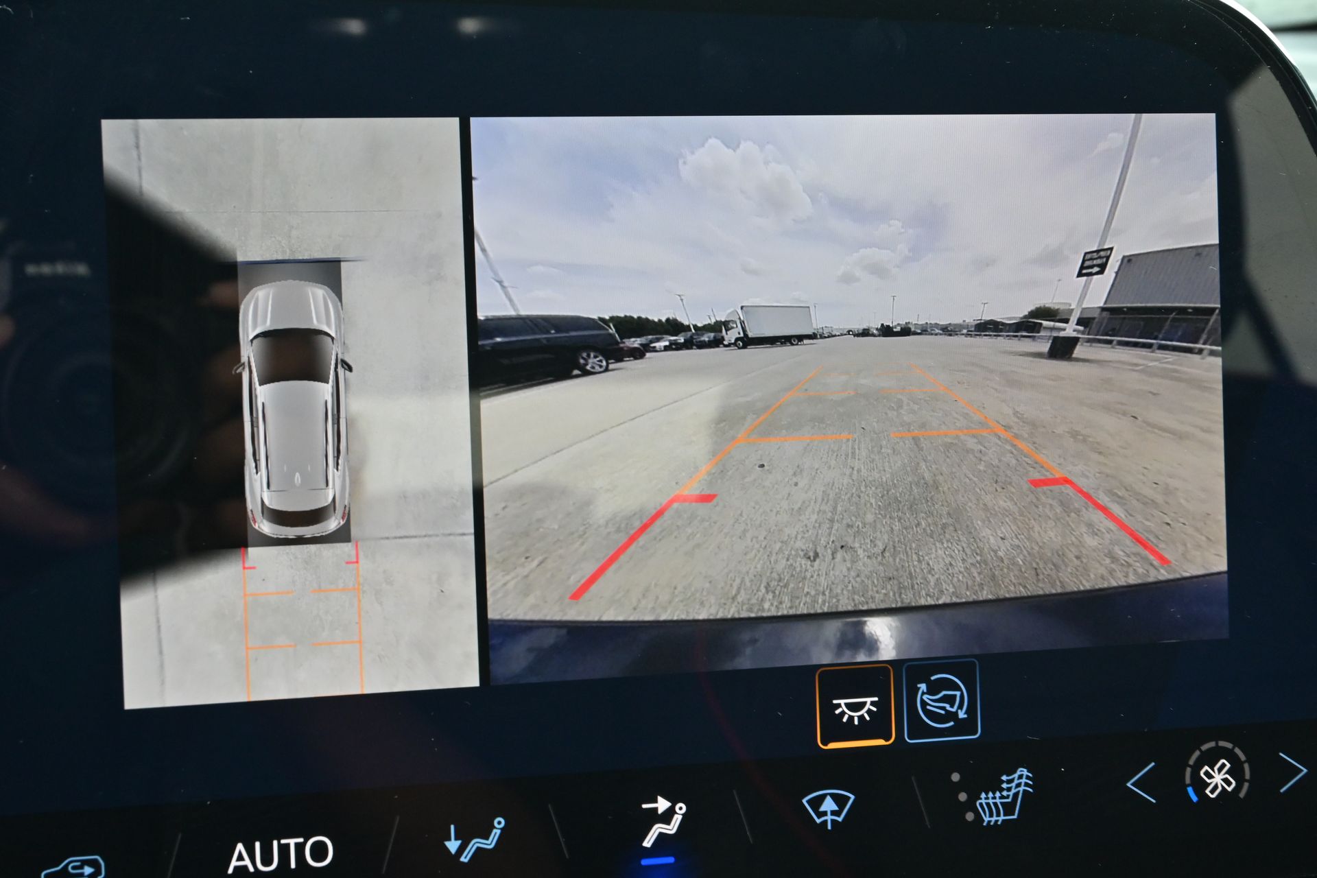 2024 Chevrolet Equinox EV RS Black at Ultimate Motorsports