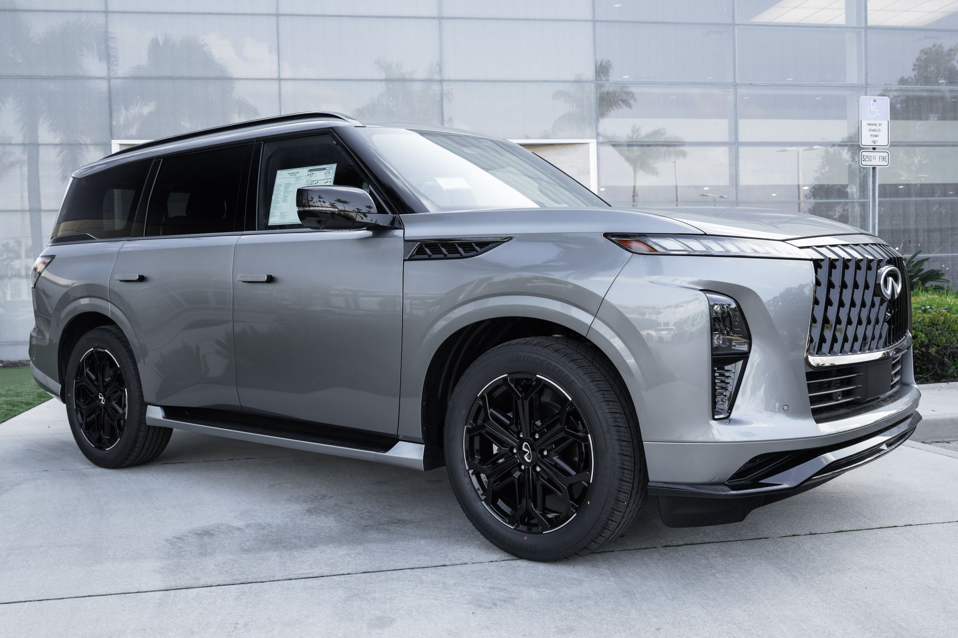 new 2026 INFINITI QX80 car, priced at $89,330