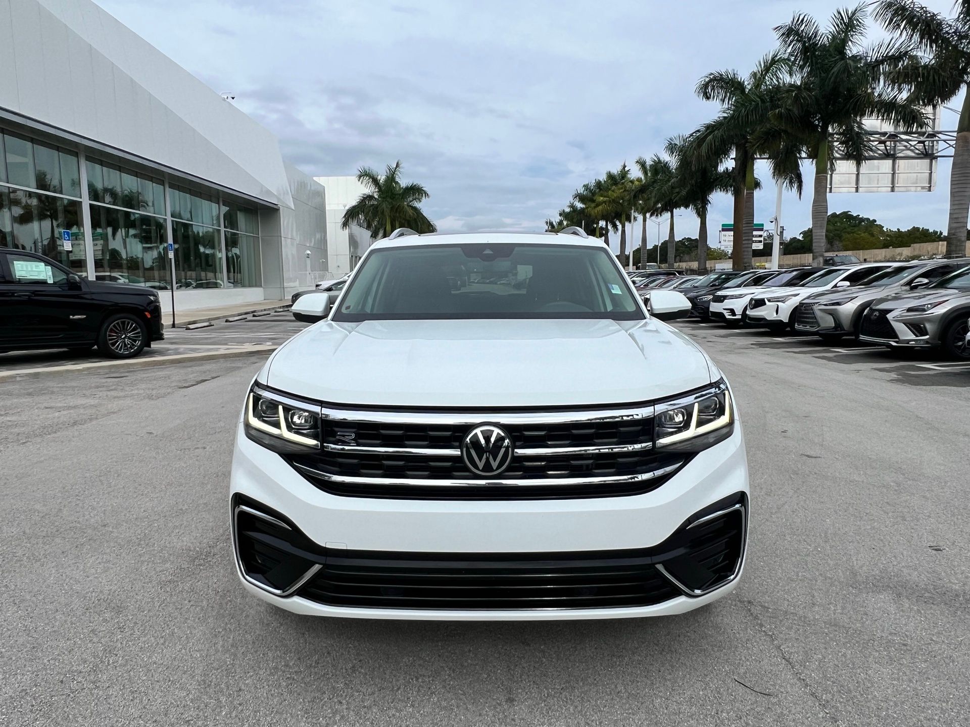 2022 Volkswagen Atlas 3.6L V6 SEL R-Line 21