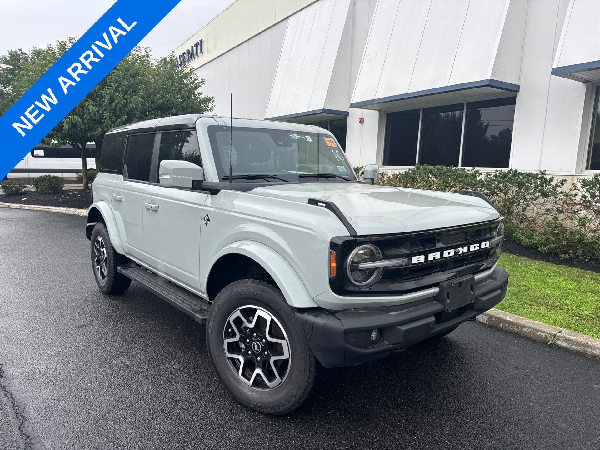 2024 Ford Bronco Outer Banks
