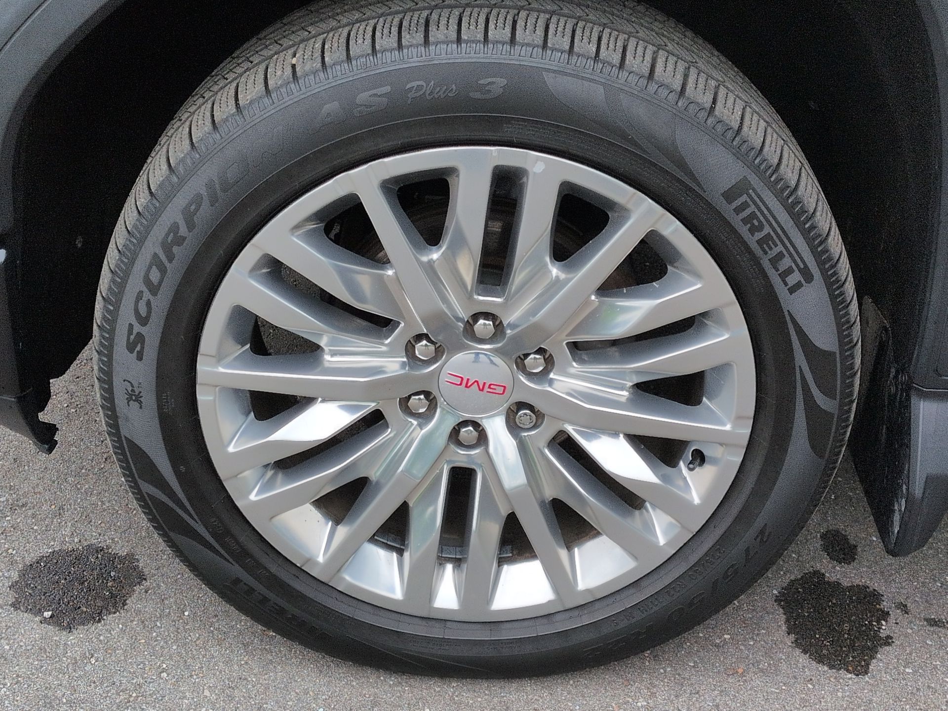 used 2019 GMC Sierra 1500 car, priced at $33,838