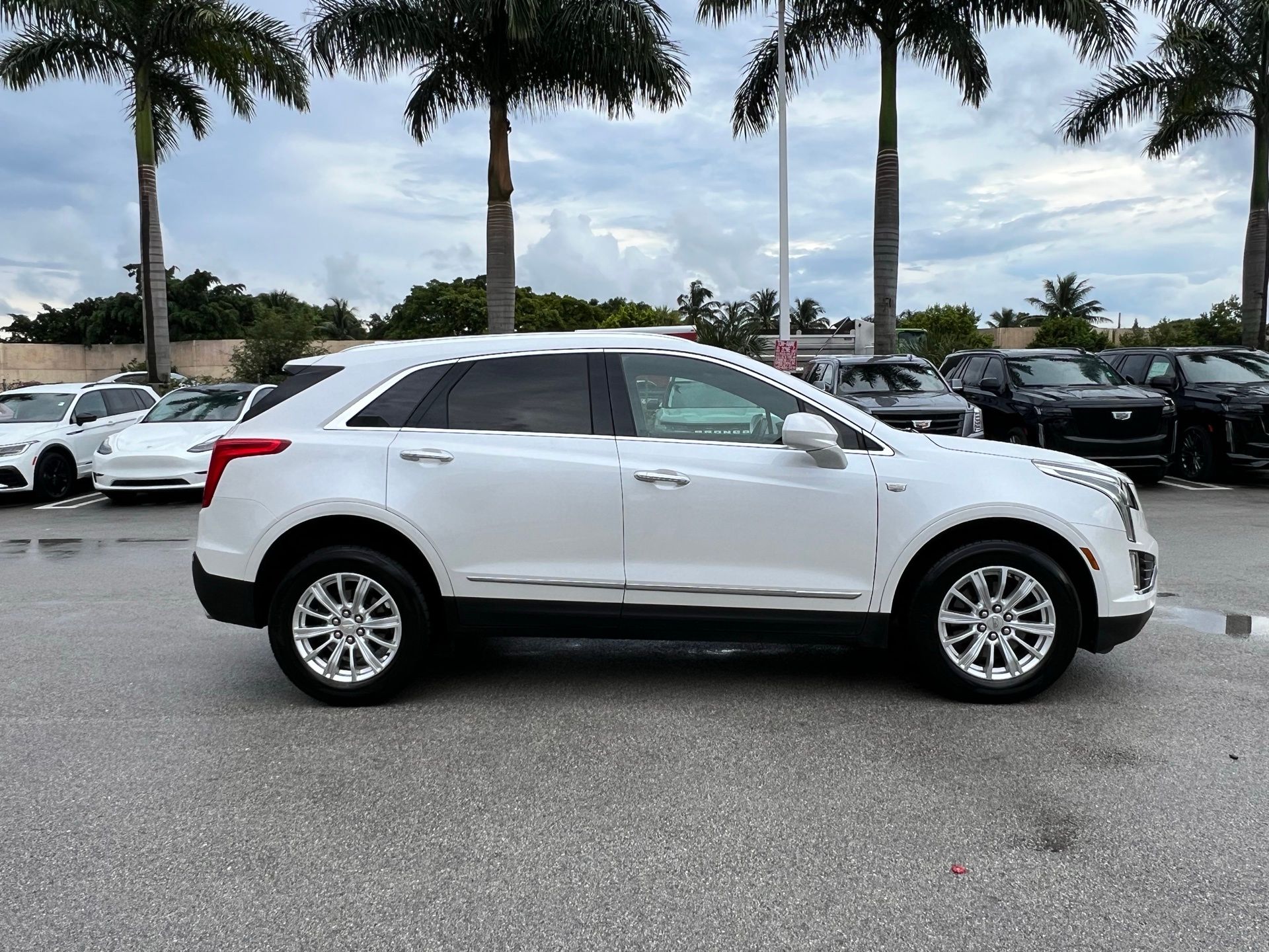 2018 Cadillac XT5 Base 23