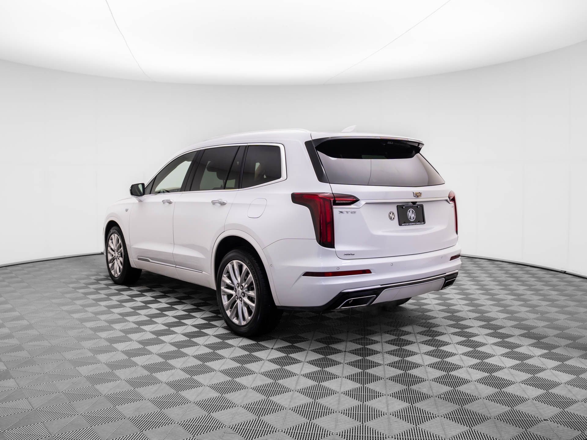 2022 Cadillac XT6 Premium Luxury photo