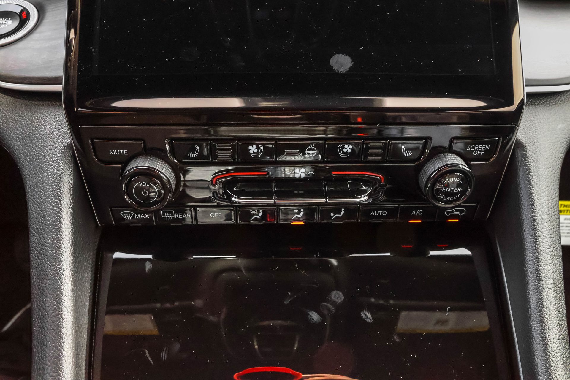 2025 JEEP GRAND CHEROKEE - Image 19