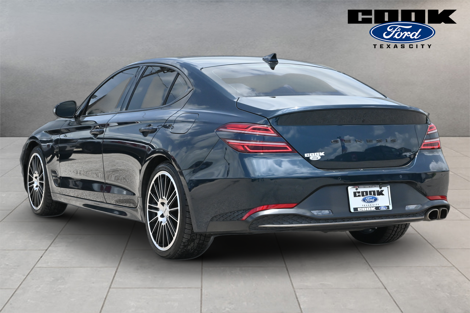 2023 Genesis G70 2.0T - 3