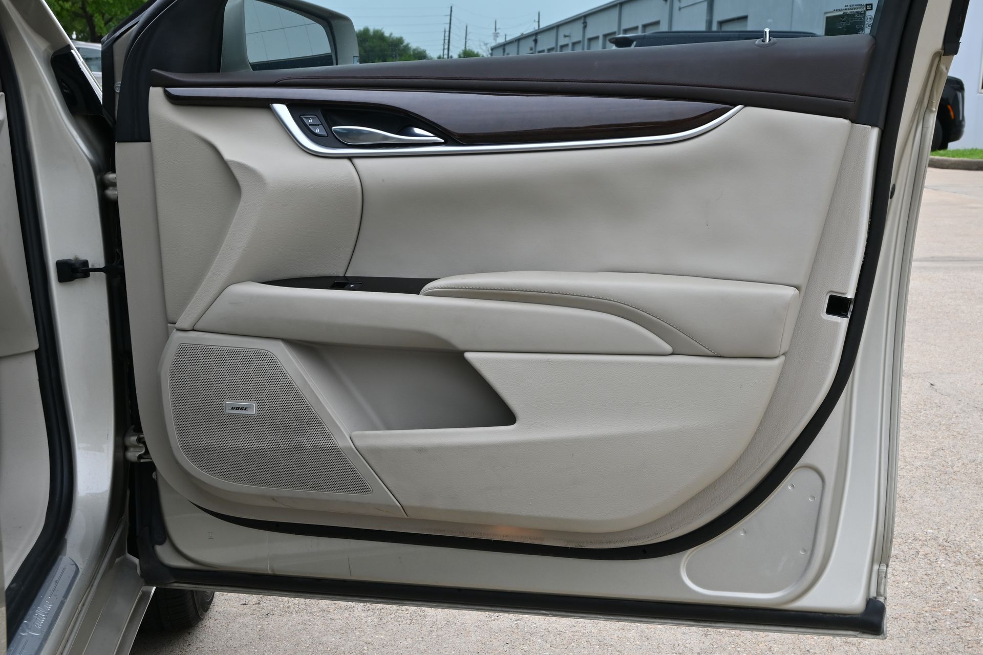 2013 Cadillac XTS Luxury Silver at Emmons Autoplex