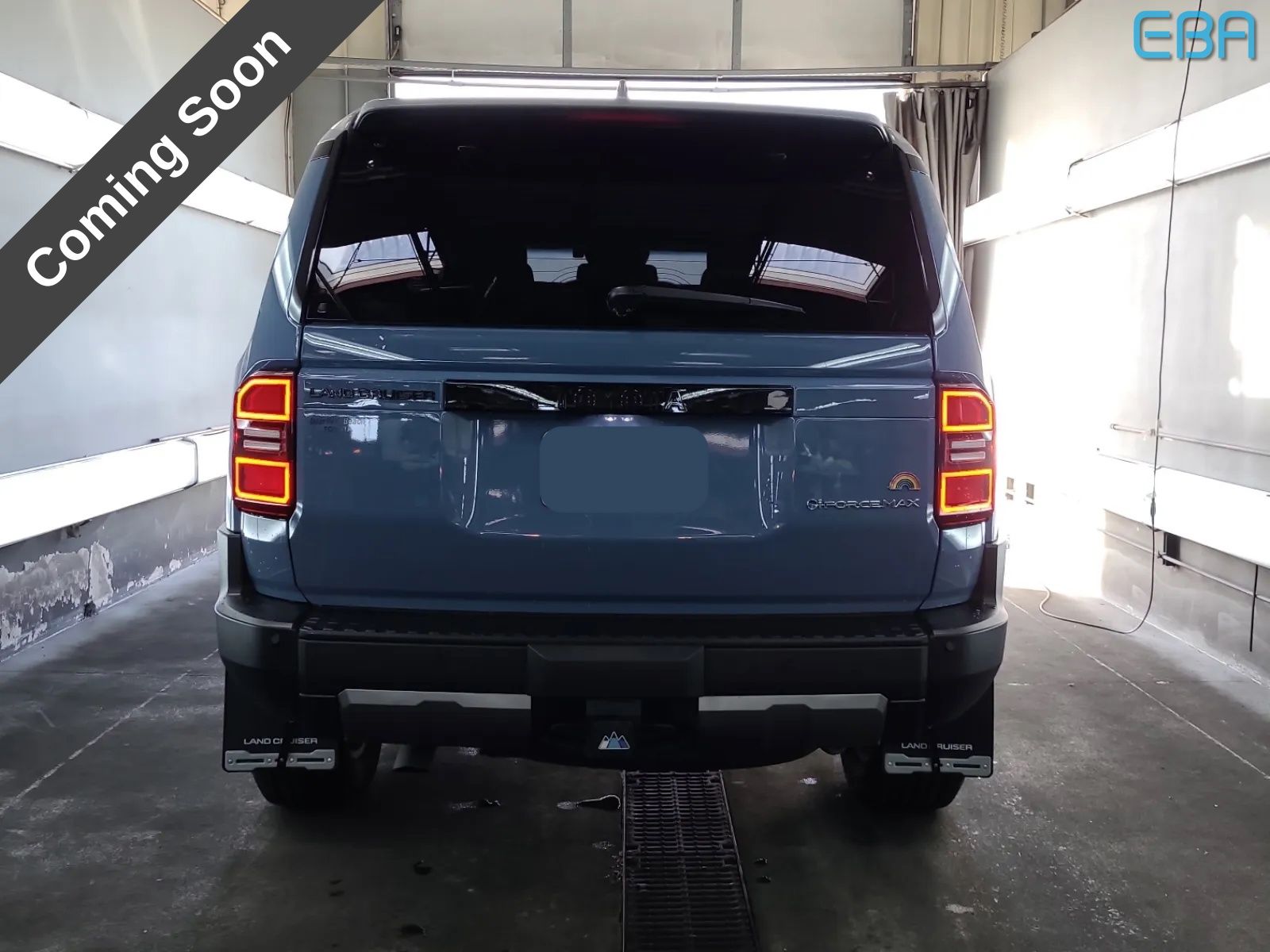 View vehicle photo 5