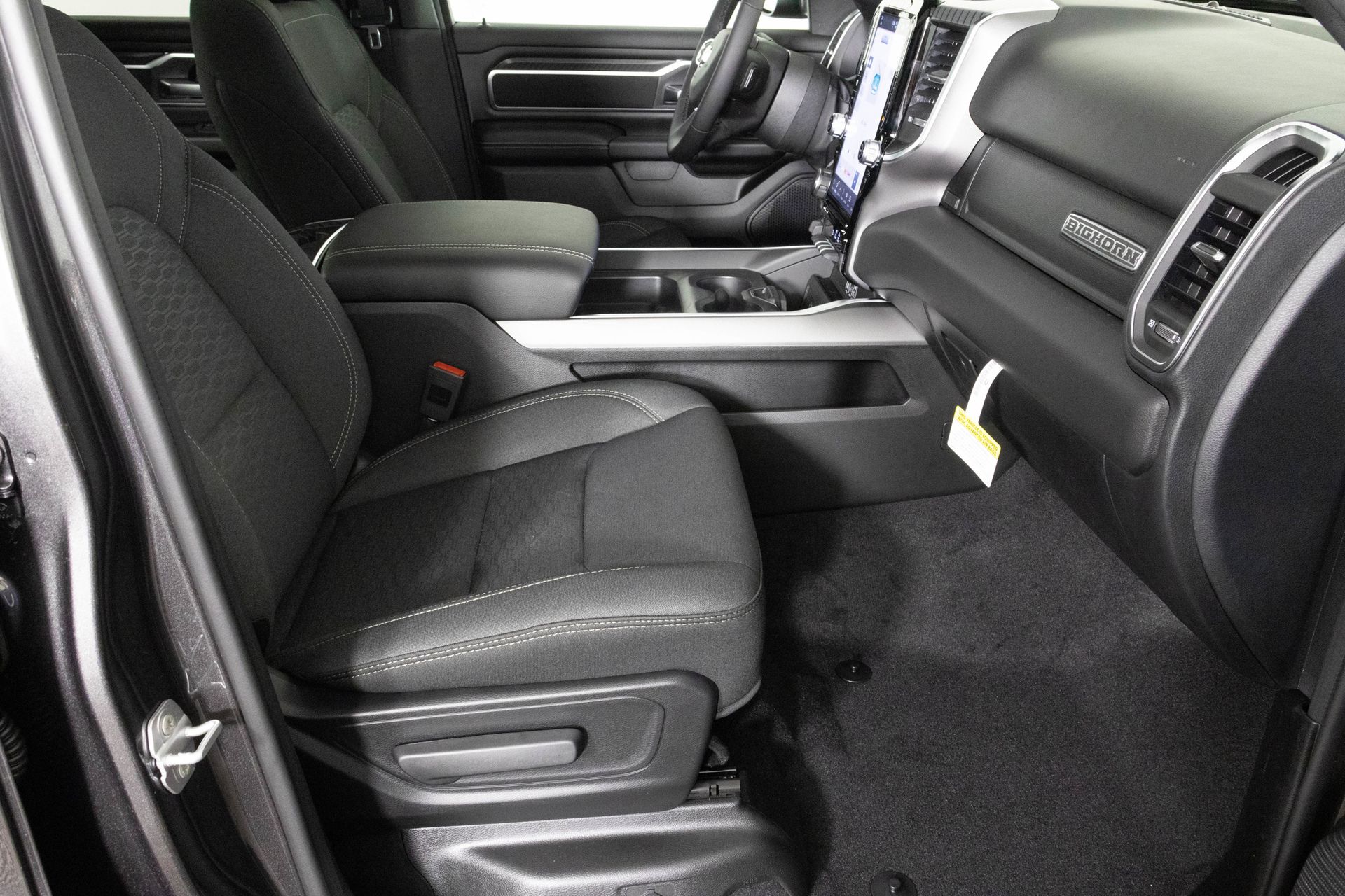 2026 RAM 1500 - Image 34