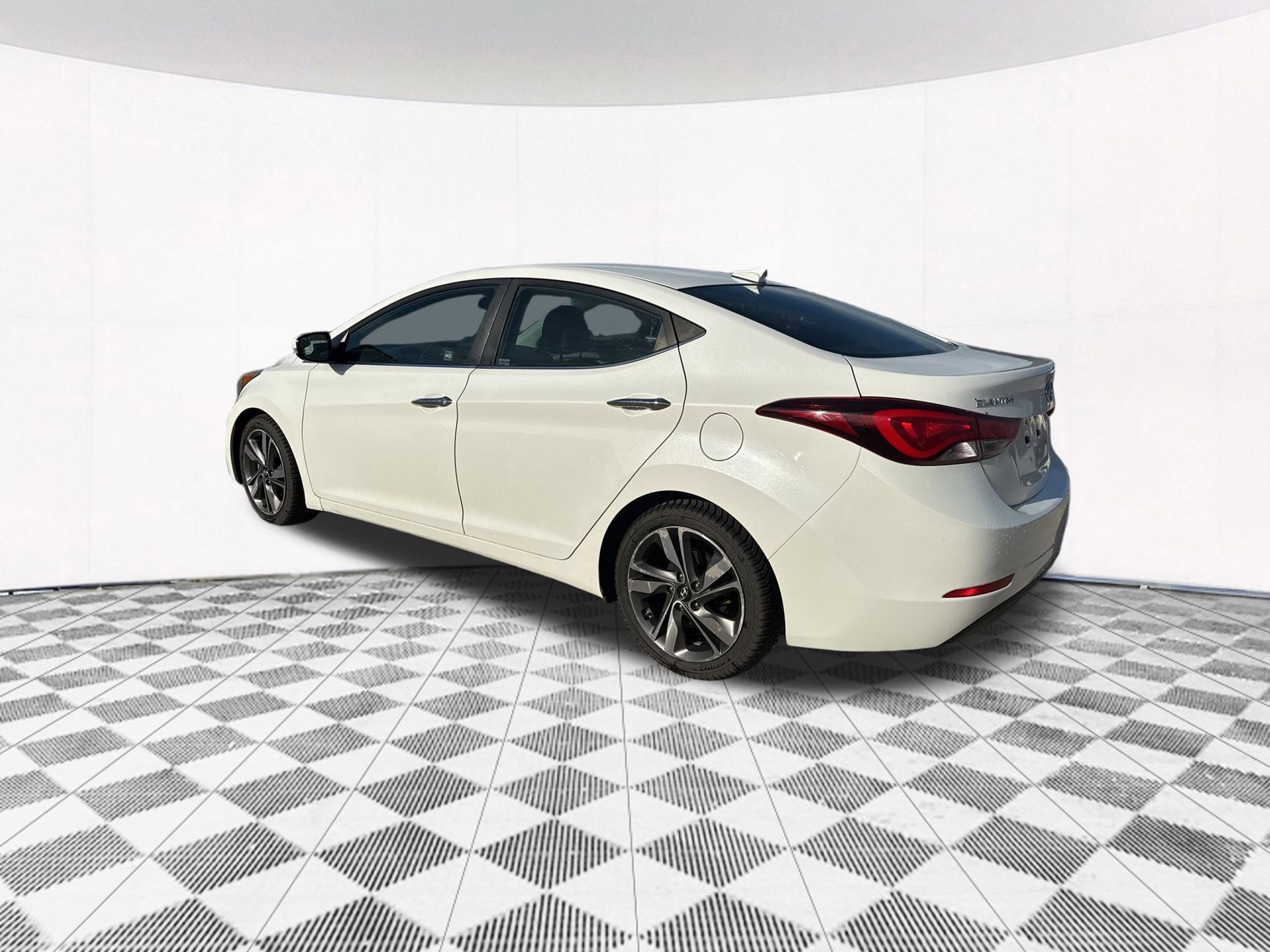 2014 HYUNDAI ELANTRA - Image 9