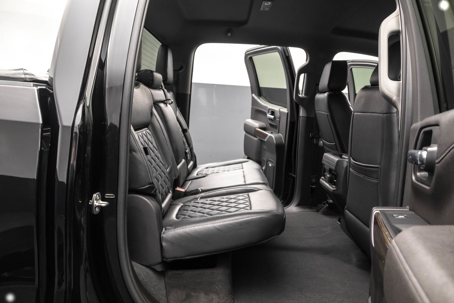 2021 CHEVROLET SILVERADO - Image 37