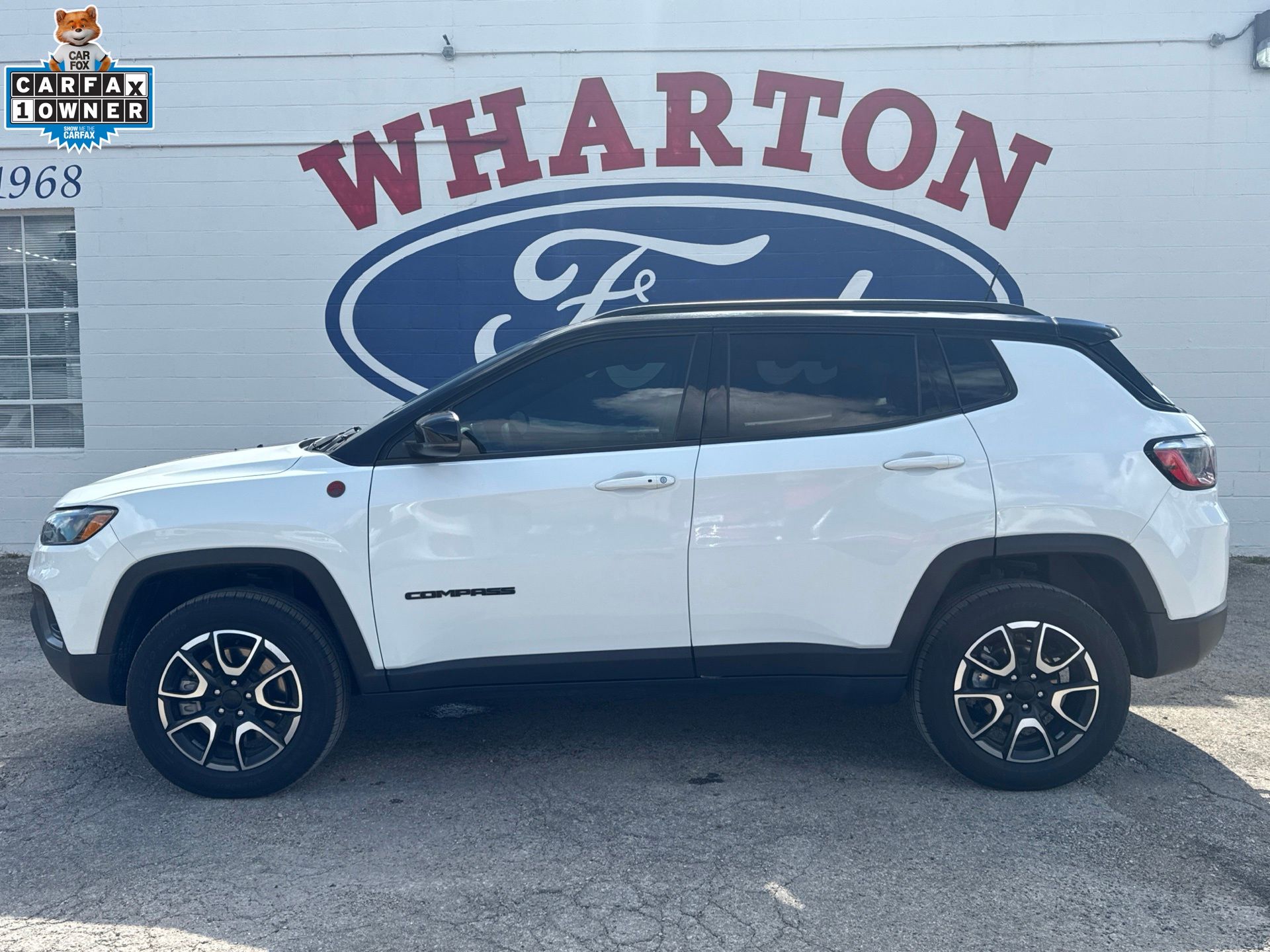 2024 Jeep Compass Trailhawk - 1