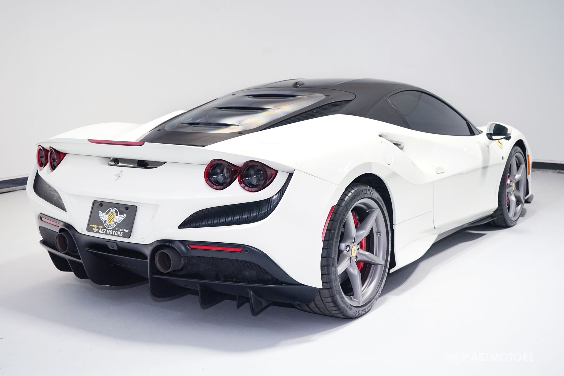 View vehicle photo 6