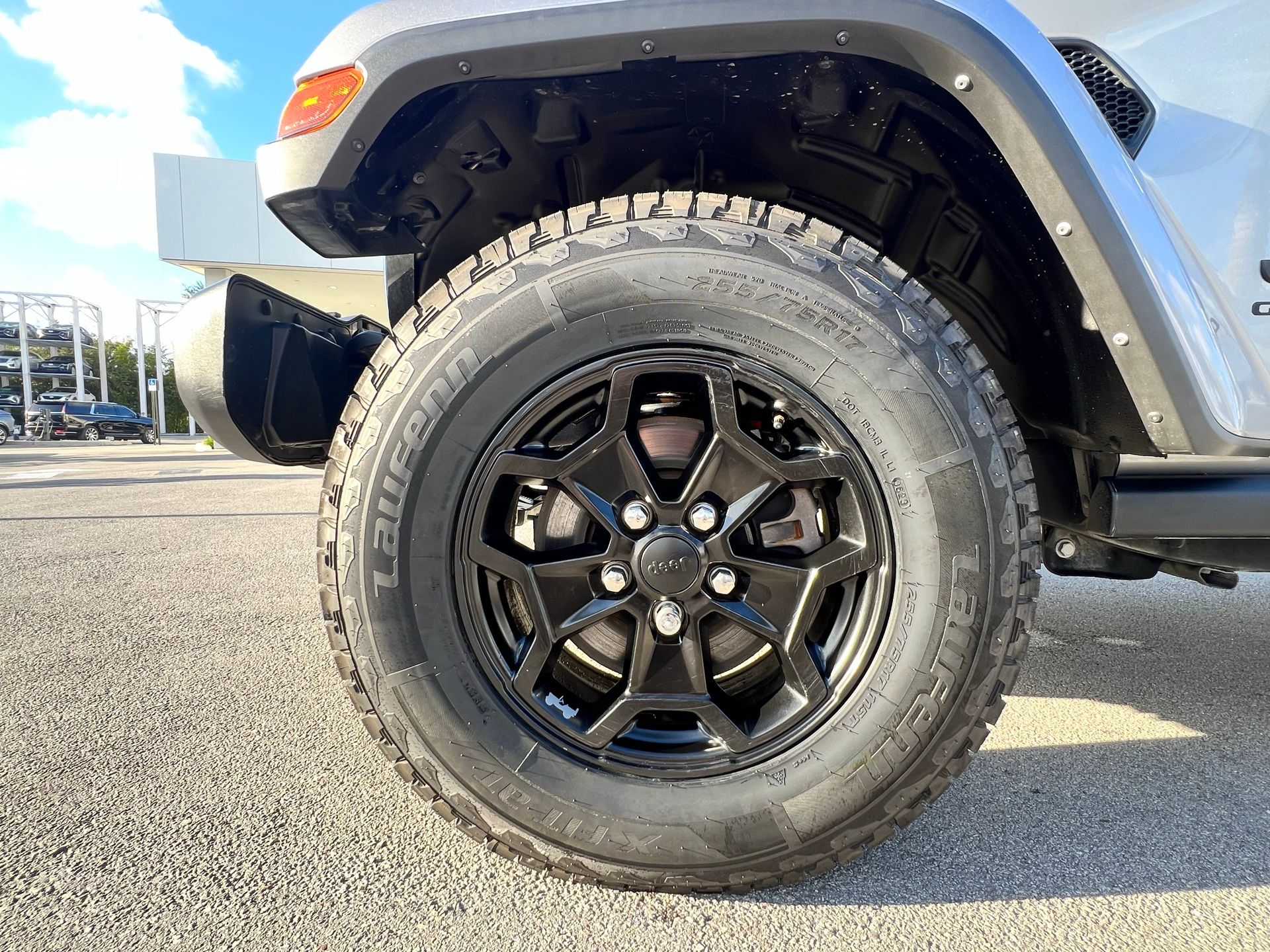 2021 Jeep Gladiator Willys 29