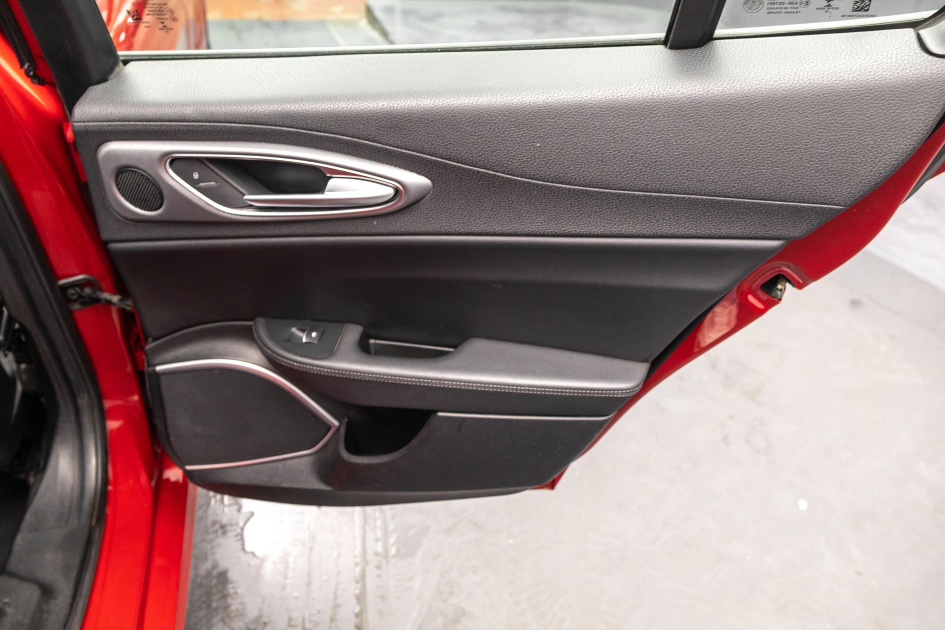 2017 ALFA ROMEO GIULIA (952) - Image 37