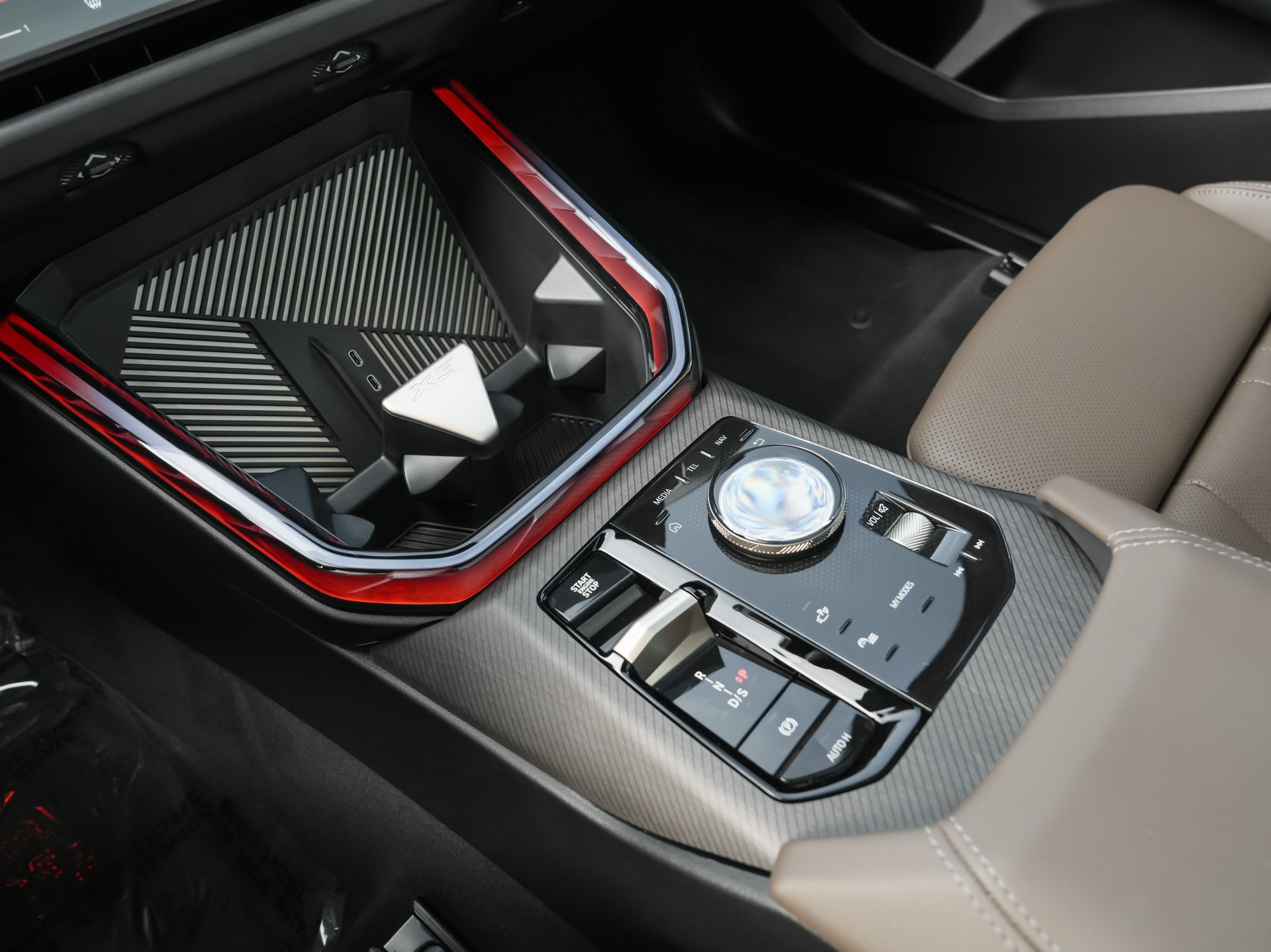 2025 BMW X3 30 - Photo 12