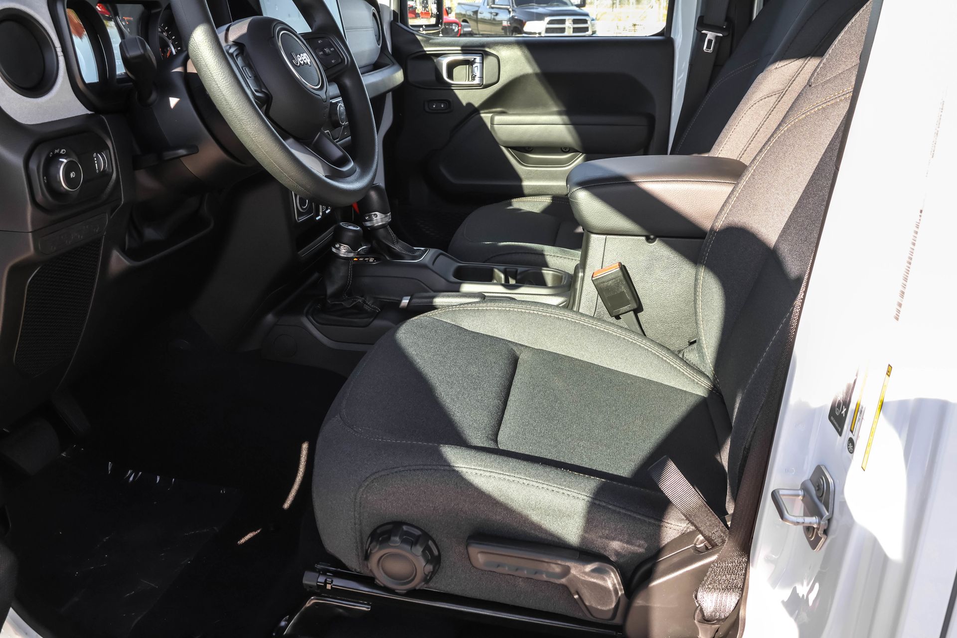 2026 JEEP WRANGLER - Image 4