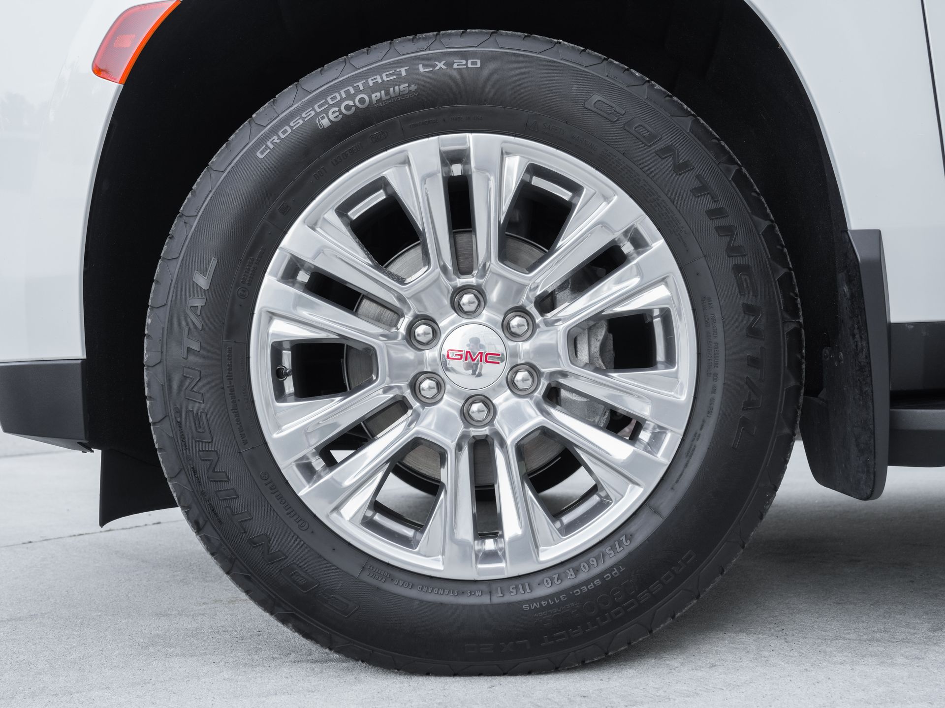 used 2023 GMC Yukon car, priced at $65,400