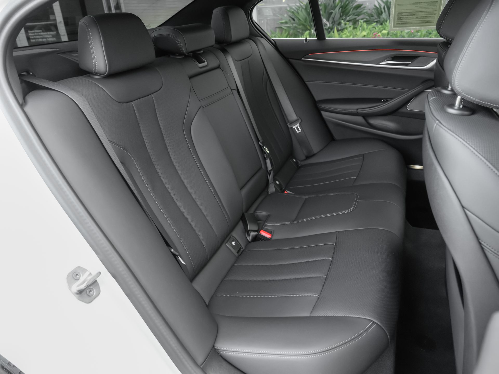 2023 BMW 5 Series 540i - Photo 37