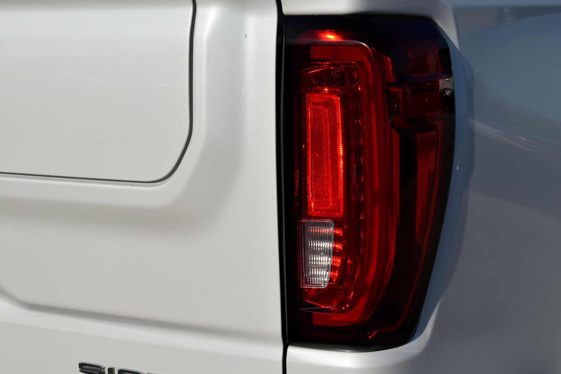 2019 GMC Sierra 1500 Denali White at Classic Elite Chevrolet Sugar Land