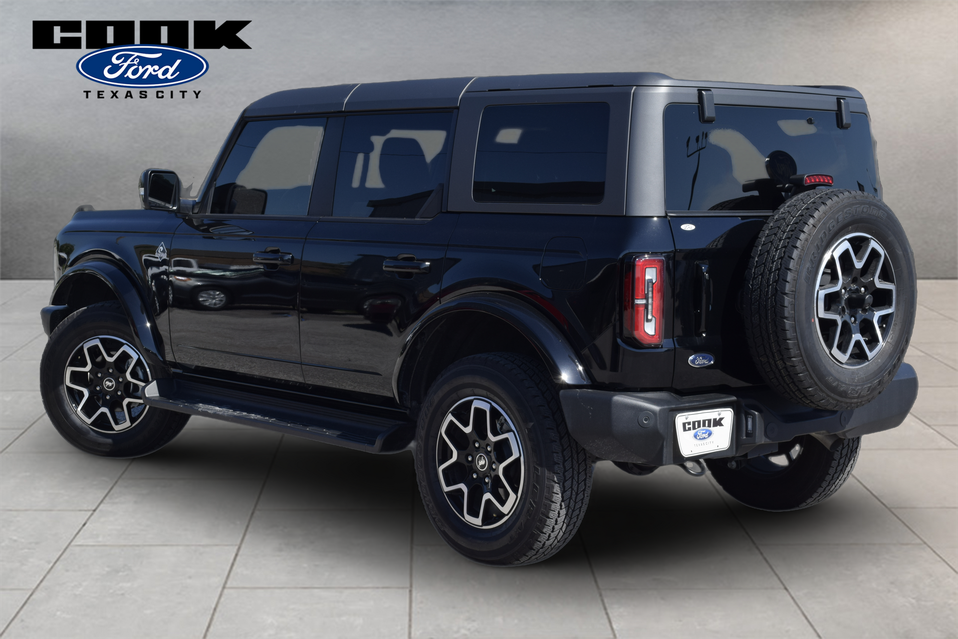2025 Ford Bronco Outer Banks Black at Legacy Ford