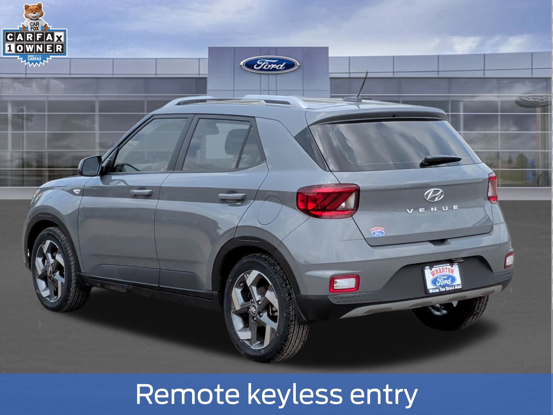 2023 Hyundai Venue SEL Gray at Big Star Buick GMC