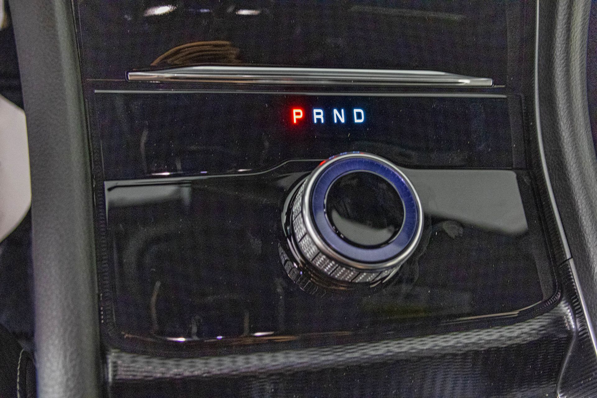 2025 JEEP GRAND CHEROKEE - Image 29