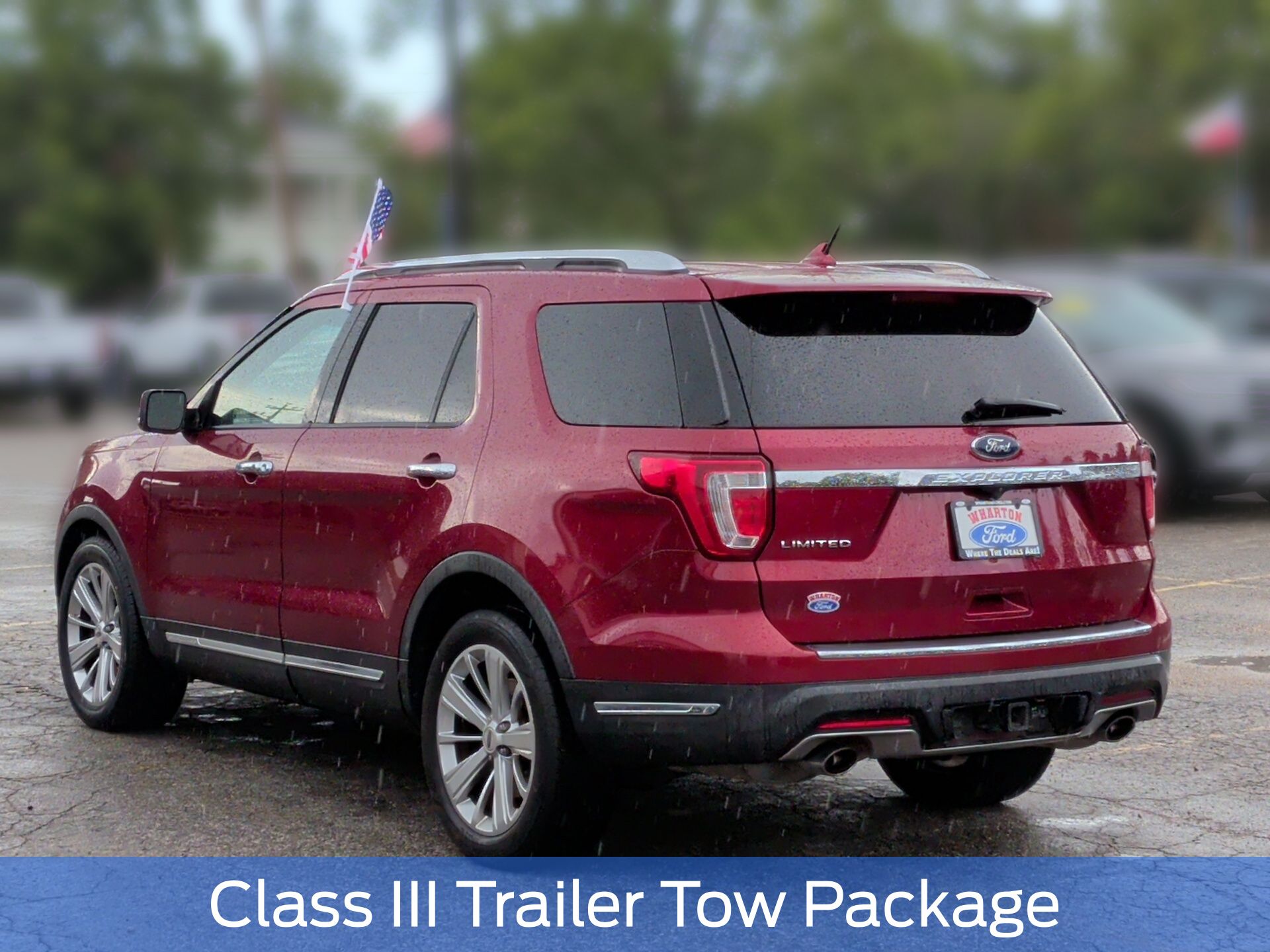 2019 Ford Explorer Limited Red at Autostrade