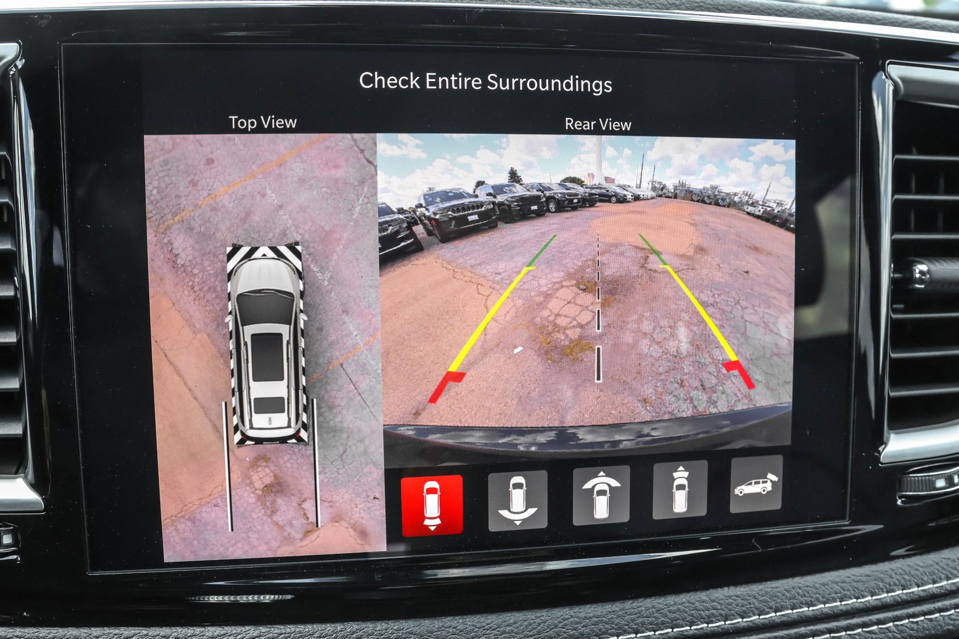 2026 CHRYSLER PACIFICA - Image 17