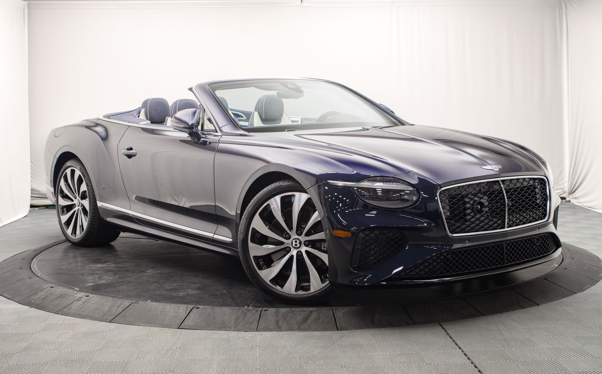 2025 Bentley Continental GTC 