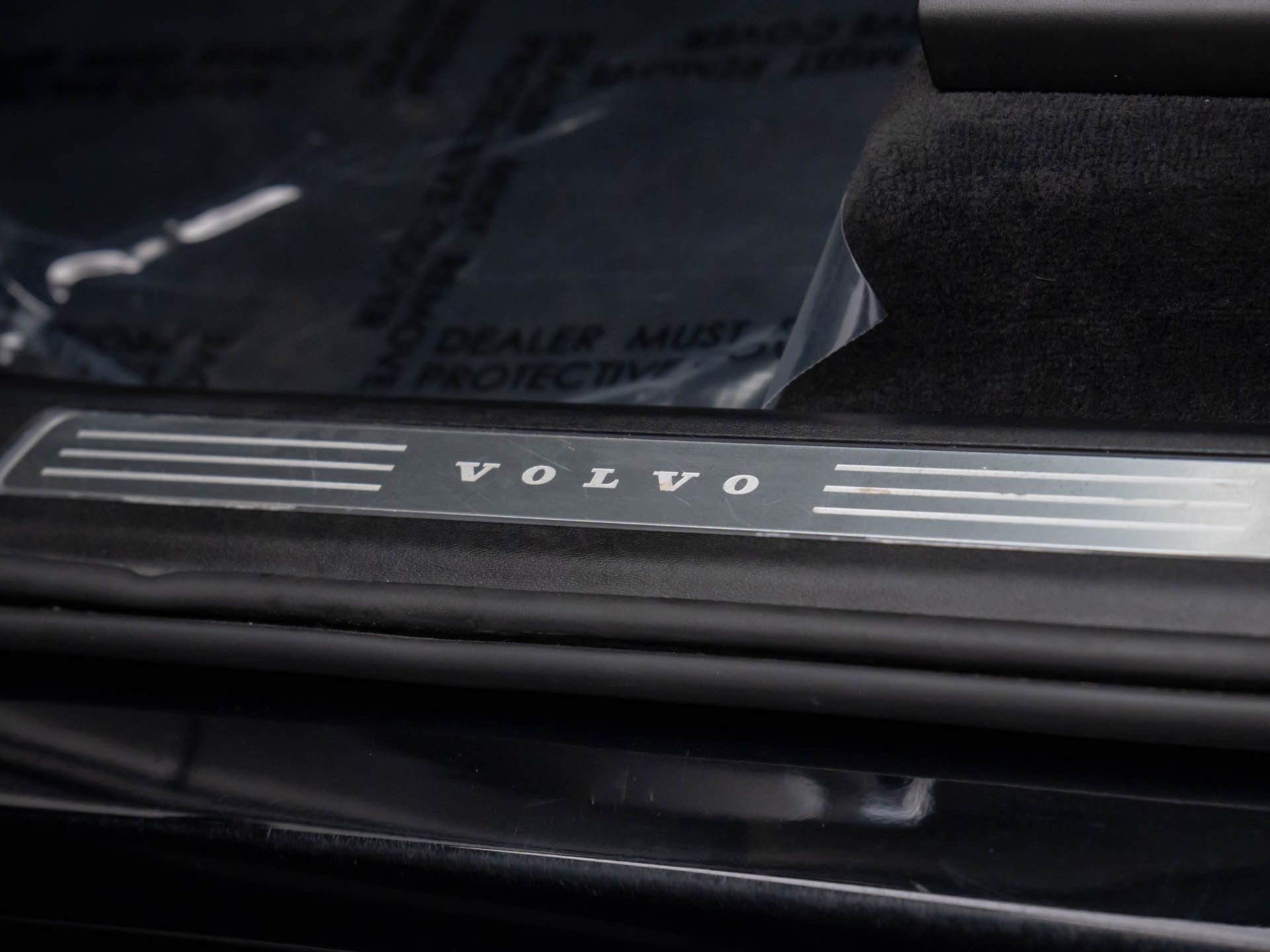 2022 Volvo XC90 T5 Momentum photo