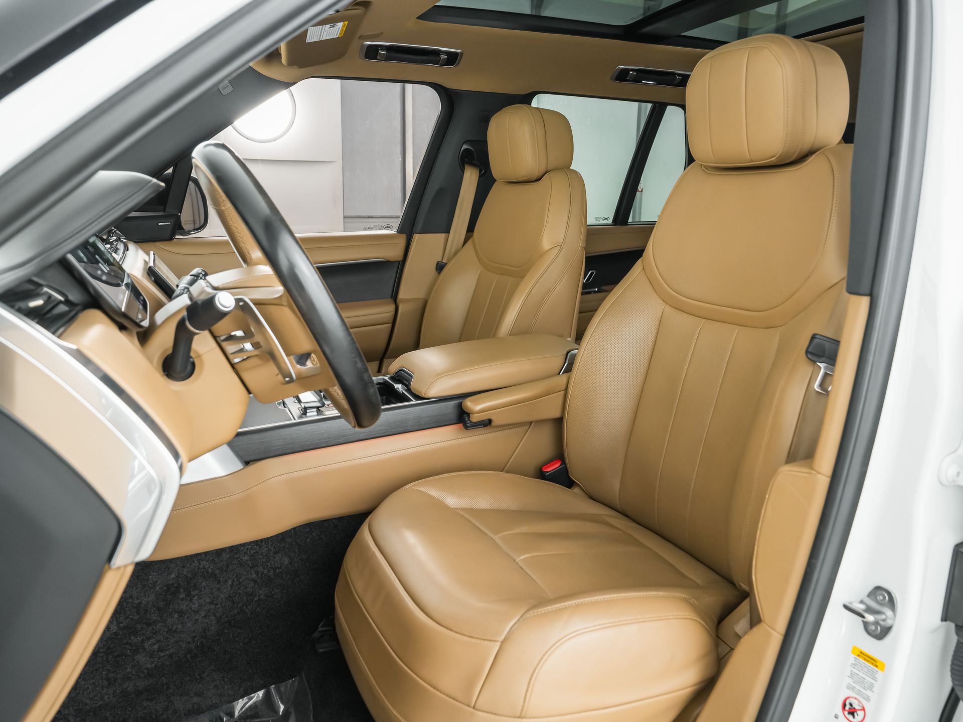 used 2023 Land Rover Range Rover car, priced at $88,200