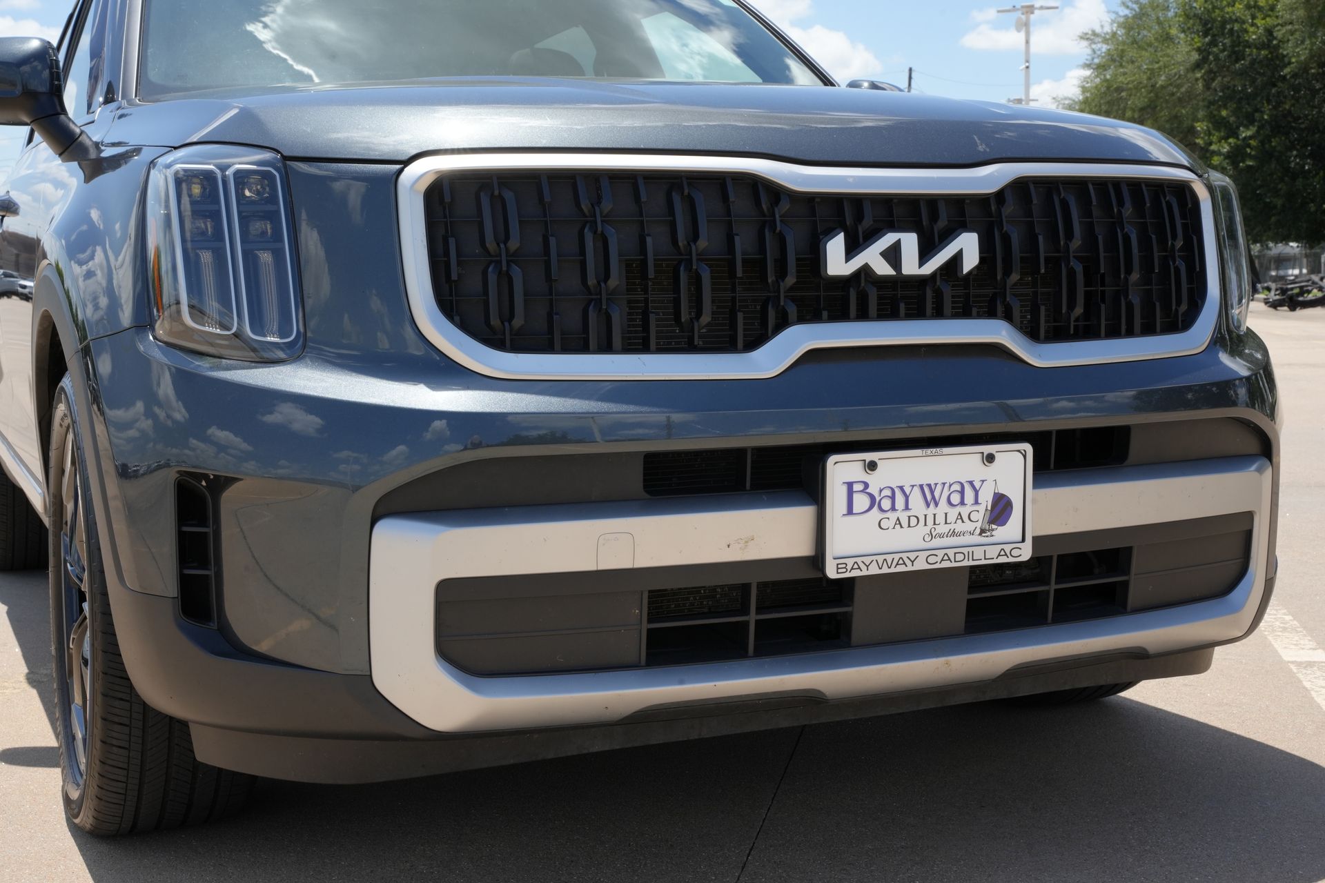 2023 Kia Telluride EX Gray at Community Toyota