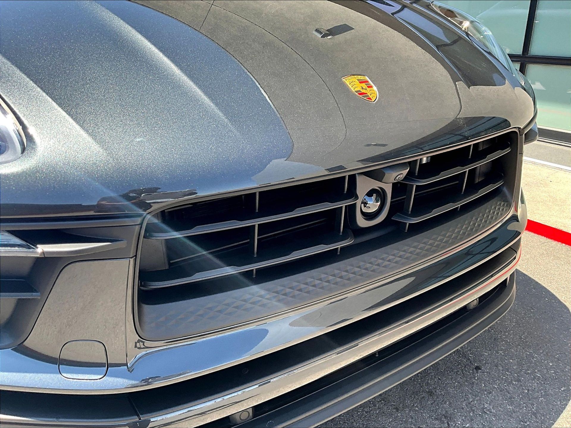 2025 Macan picture #22