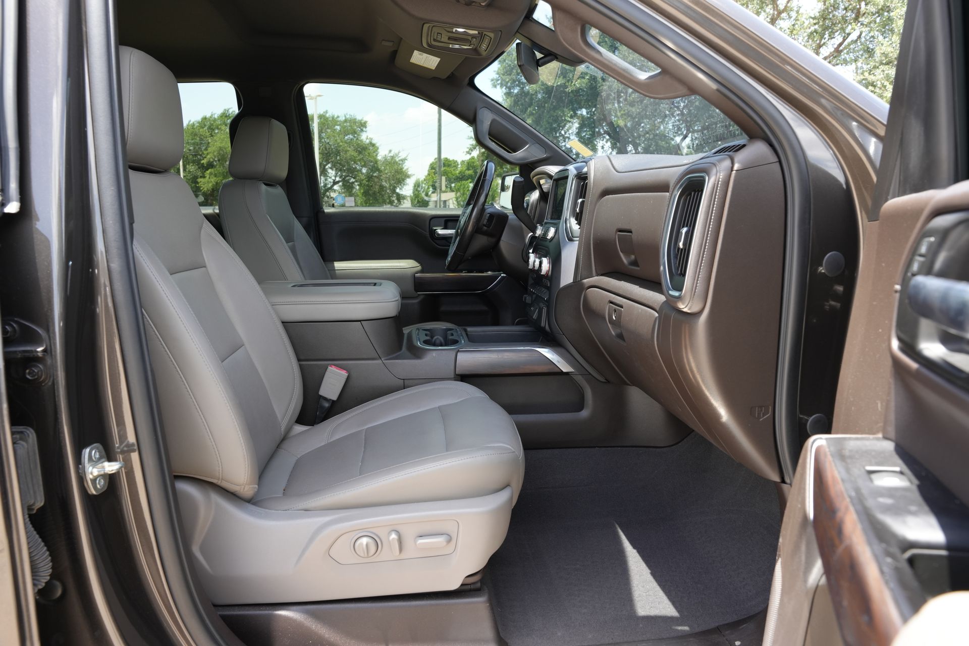 2019 GMC Sierra 1500 SLT Gray at Autostrade