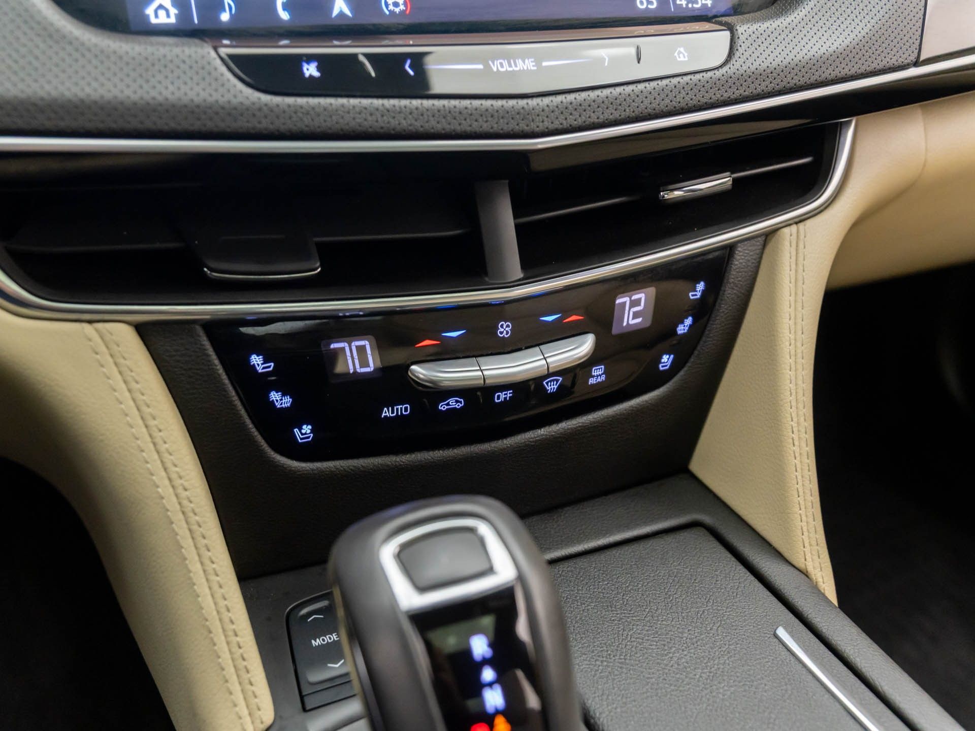 2020 Cadillac CT6 3.6L Premium Luxury photo