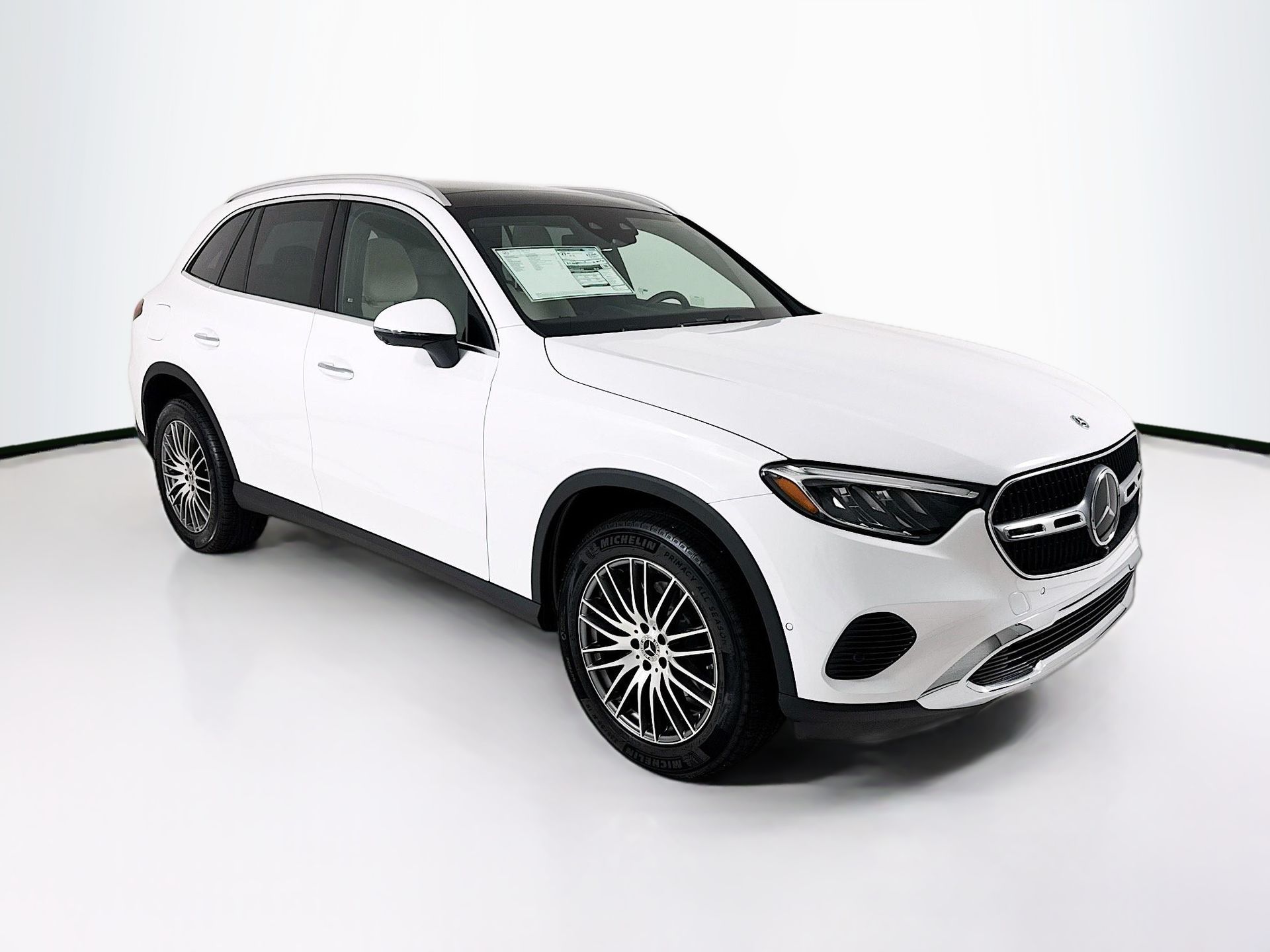 Moonlight White Metallic 2026 Mercedes-Benz GLC SUV / Crossover Rear-Wheel Drive 9-Speed Automatic