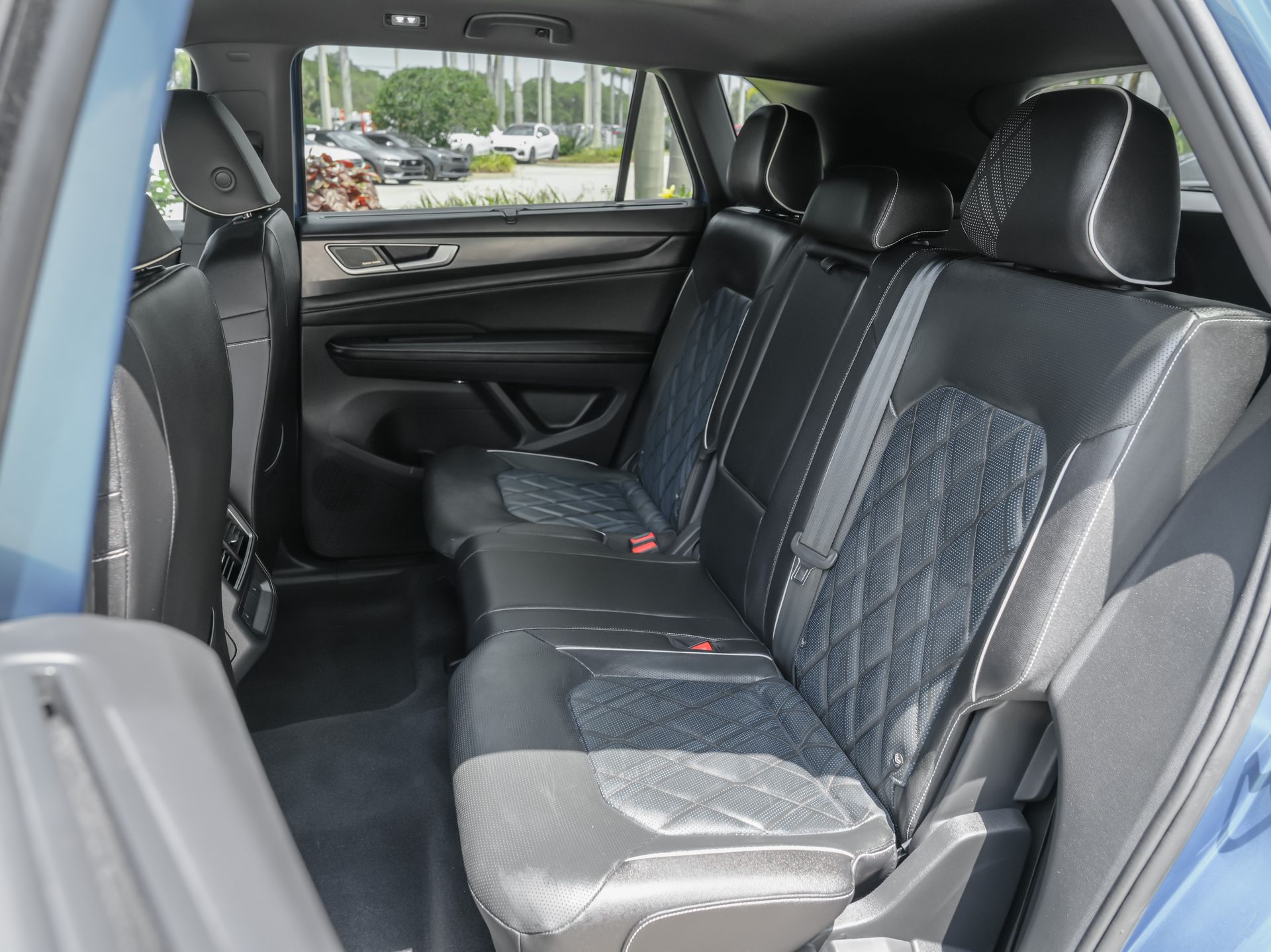 2025 Volkswagen Atlas Cross Sport SEL Premium R-LINE - Photo 37