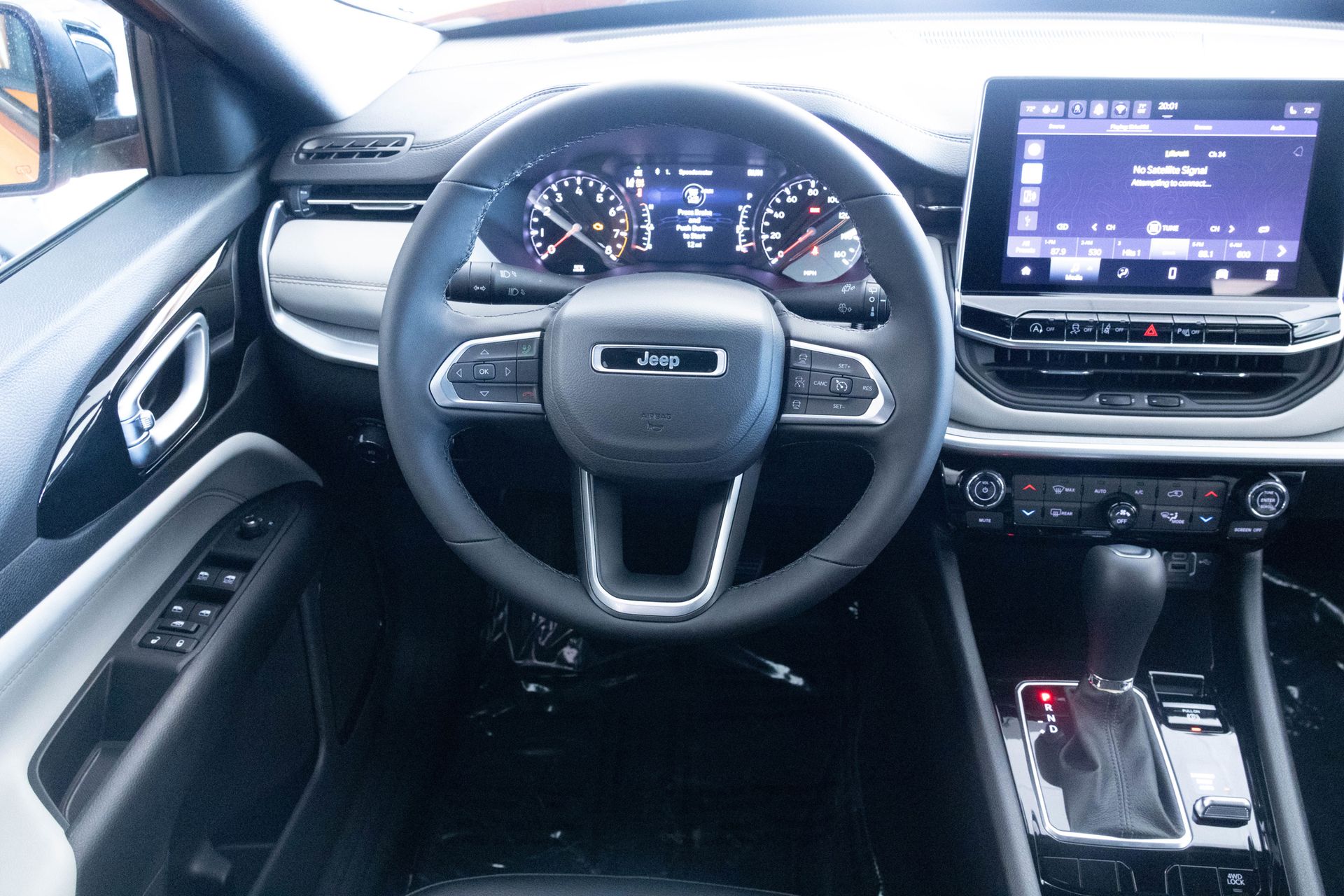 2026 JEEP COMPASS - Image 28