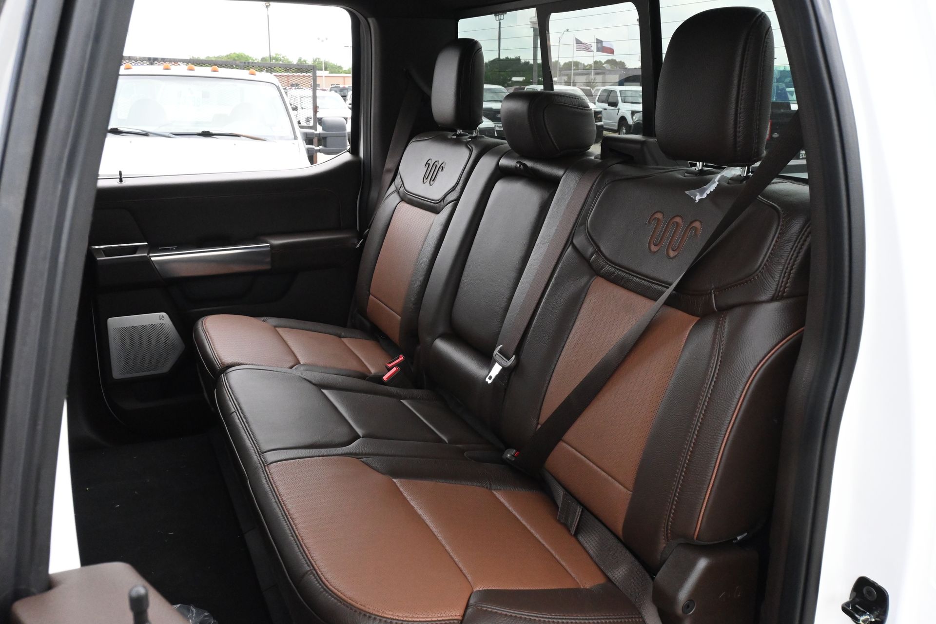 2026 Ford F-350SD King Ranch White at EAG Ford Navasota